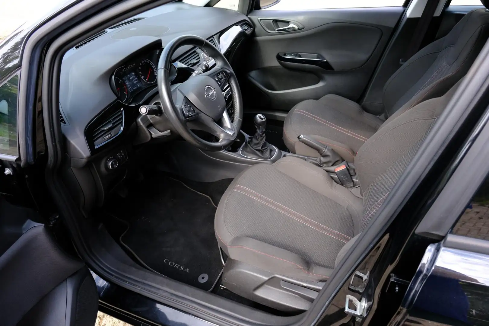 Opel Corsa 1.0 Turbo Online Edition 5-drs Navi|1e Eig|Cam|Air Zwart - 2