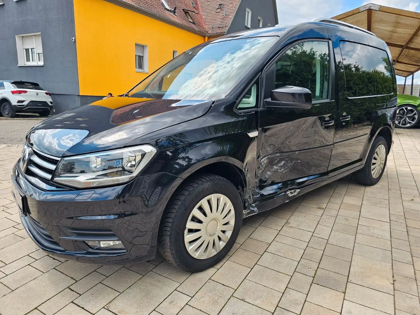 Volkswagen Caddy PKW Comfortline BMT Schwarz - 2