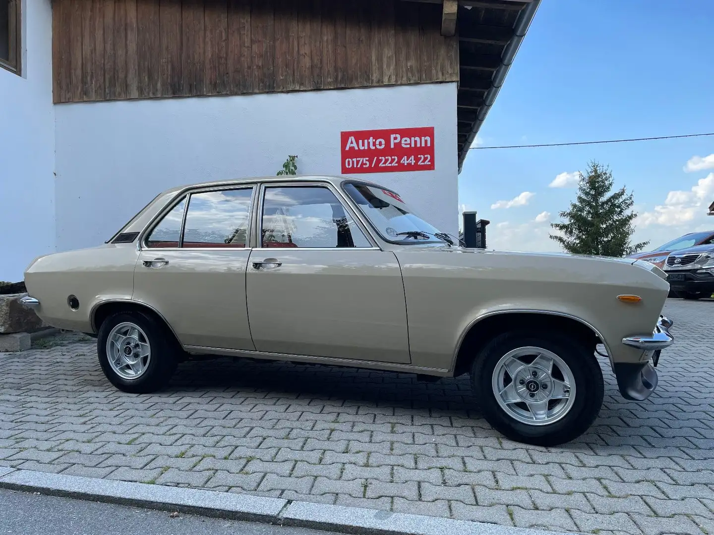Opel Ascona A  H-Kennzeichen Antausch /Tausch möglich Beige - 1