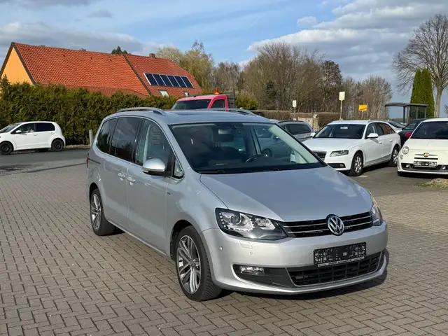 Volkswagen Sharan Cup BMT 2.Hand Pano*Xenon*Navi*AHK*Kamera