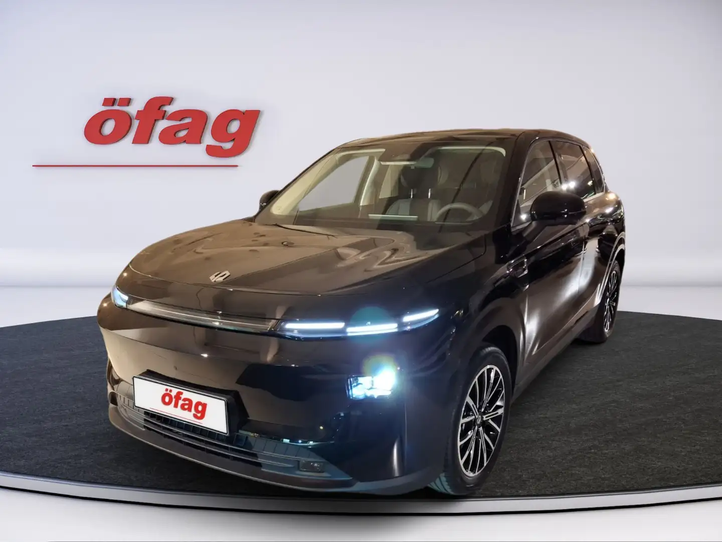 Leapmotor B10 67,1 kWh Design Pro Max Schwarz - 1