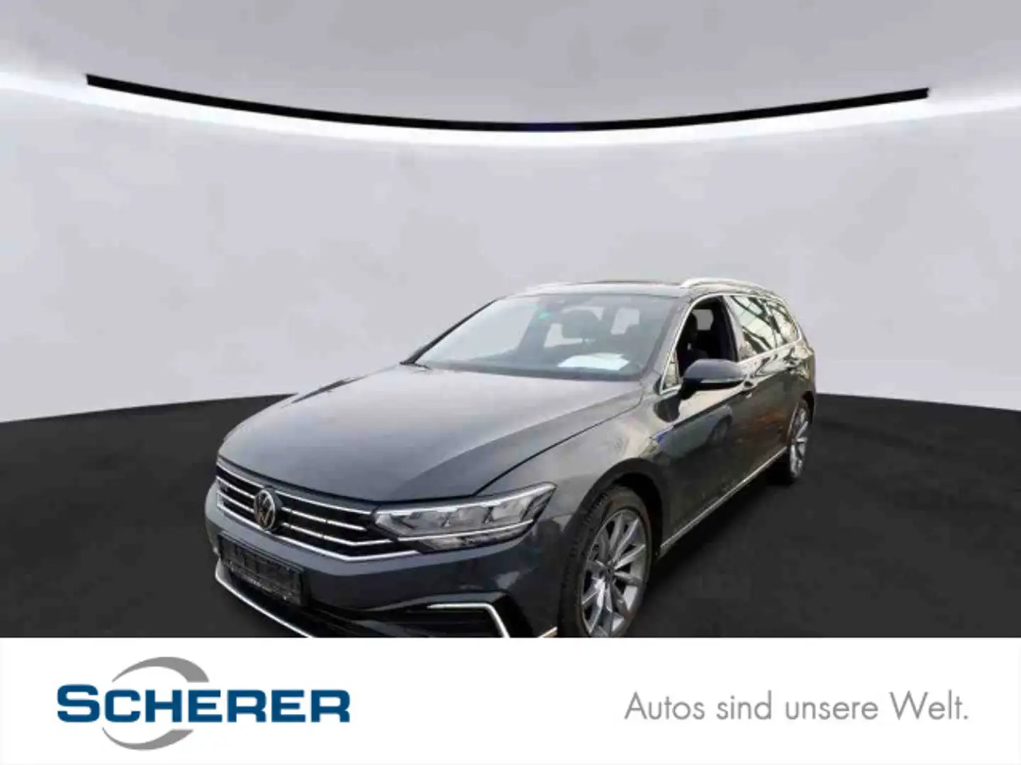 Volkswagen Passat Variant 1.4 TSI DSG GTE AHK+Pano+ACC+Navi Grau - 1