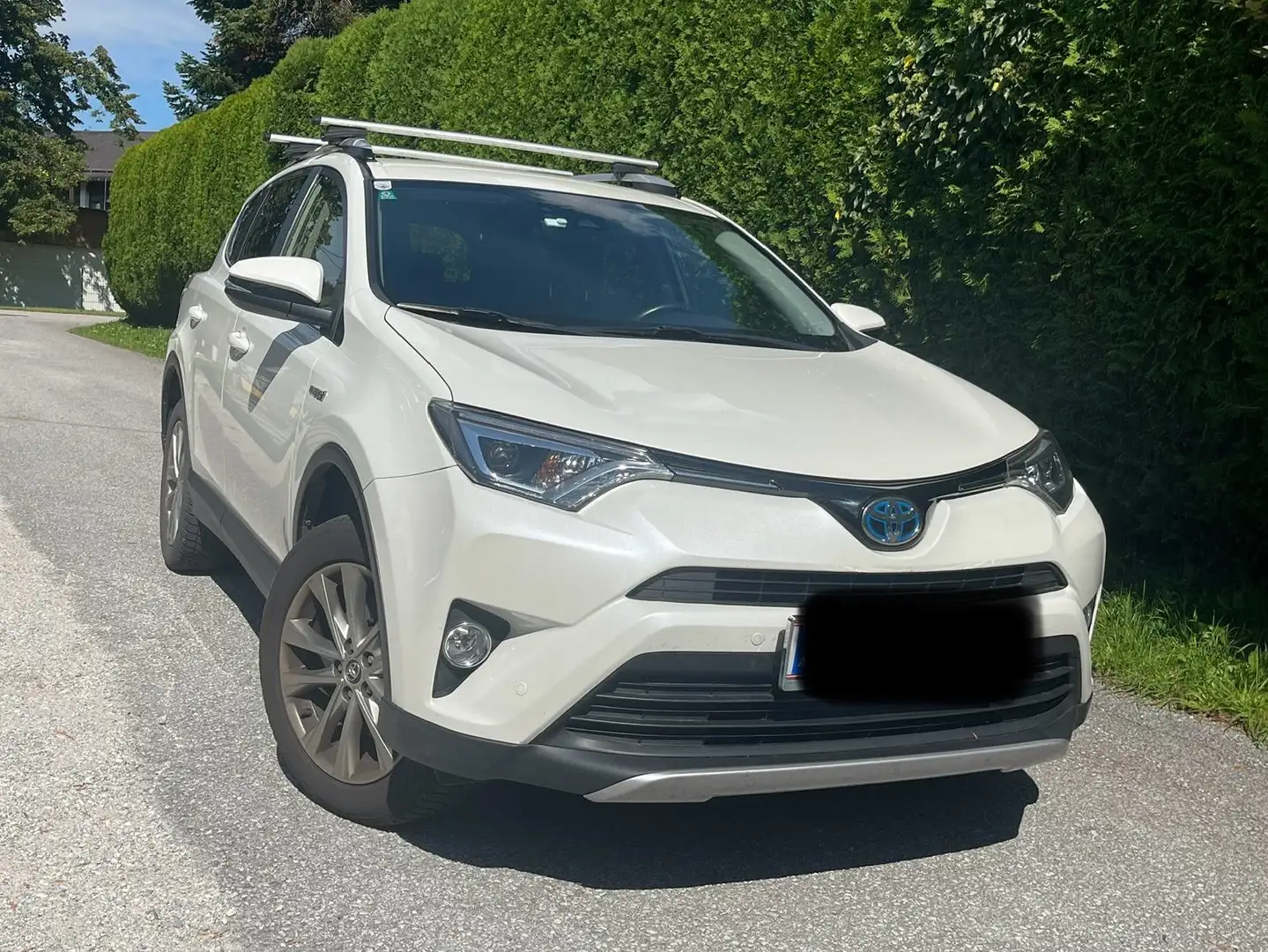 Toyota RAV 4 RAV4 2,5 Hybrid Active 4WD Aut. Active Weiß - 2