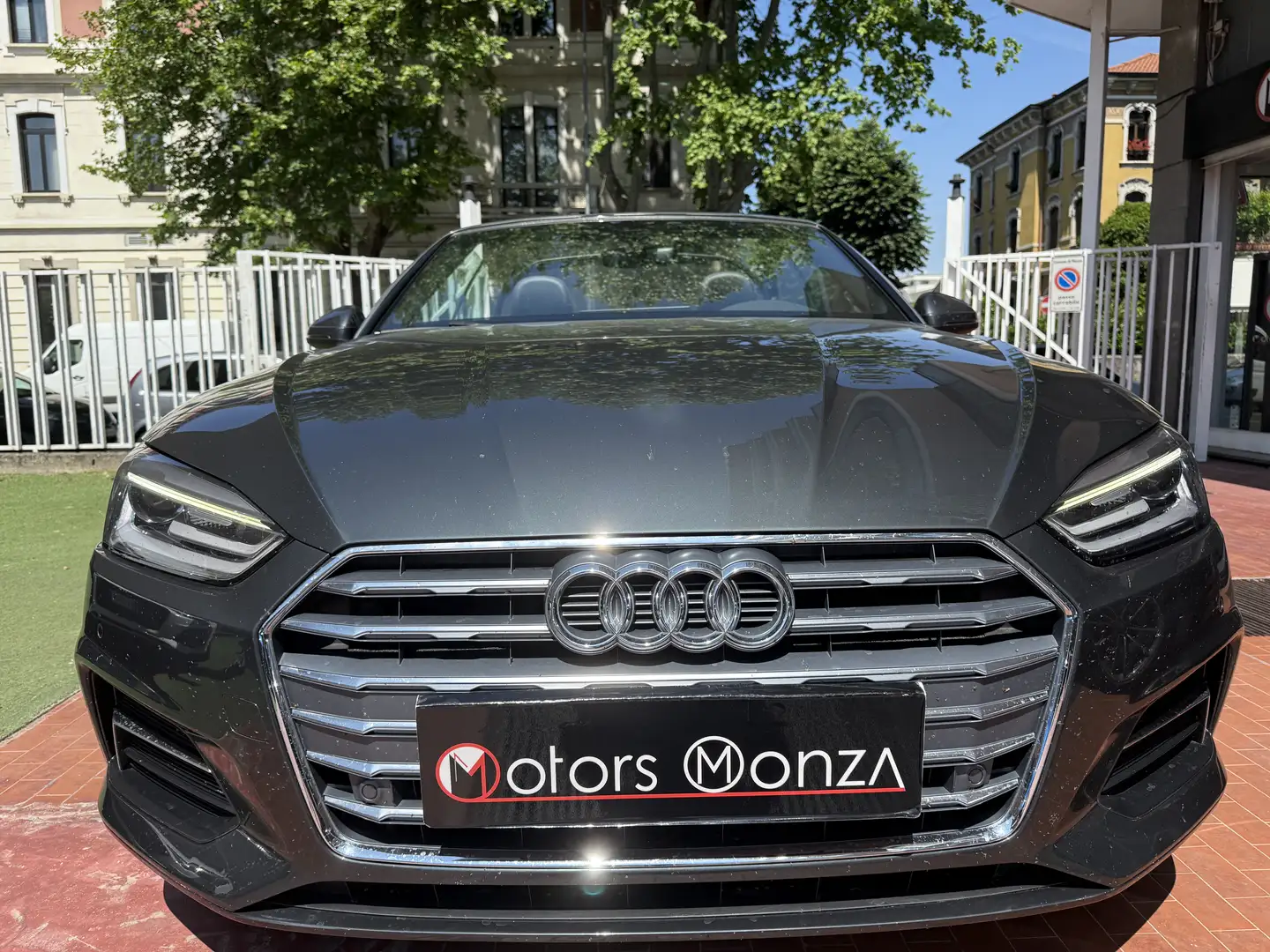 Audi A5 A5 Cabrio 40 2.0 tdi S line 190cv s-tronic Grigio - 1