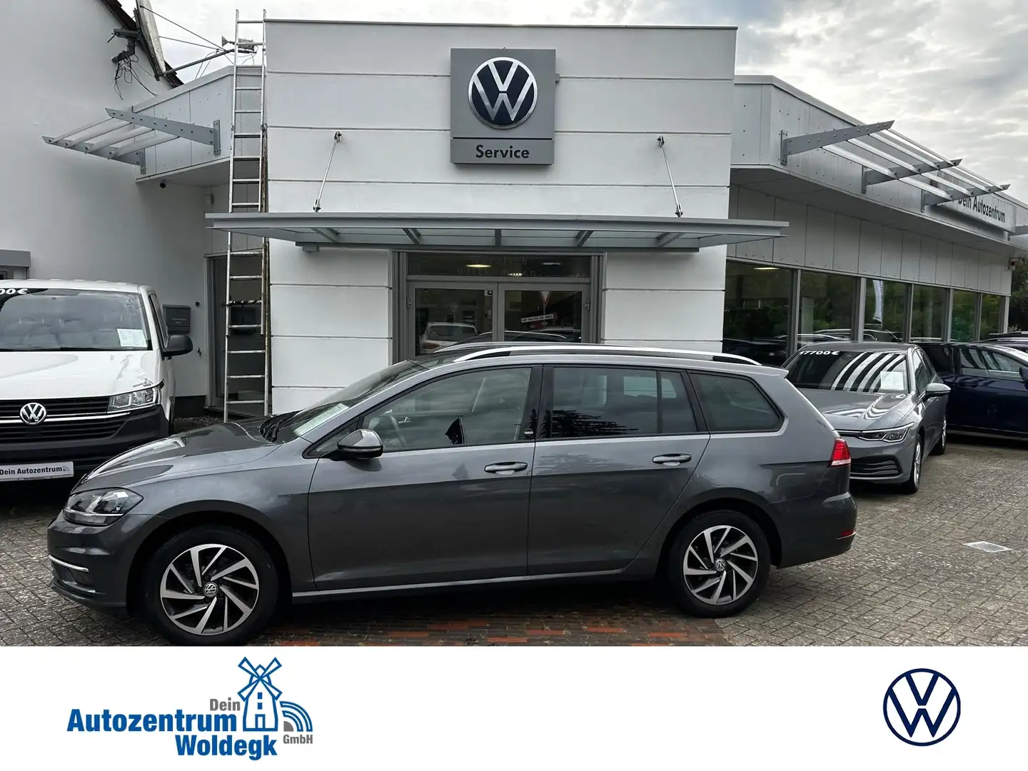 Volkswagen Golf Variant VII Variant 1.0 TSI Sound Grau - 1