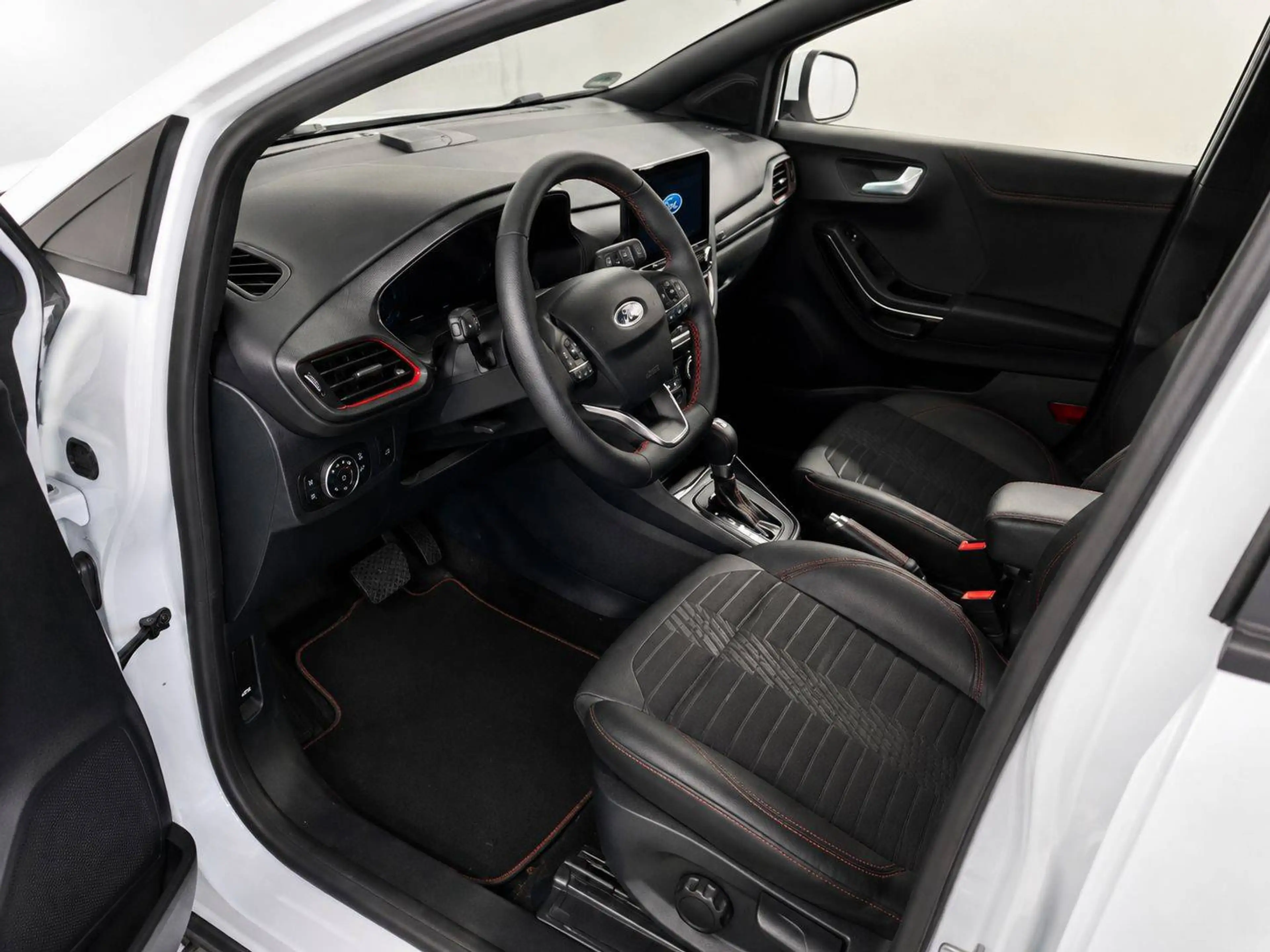 Ford Puma Puma 1.0 EcoBoost Hybrid ST-LINE X — photo 5