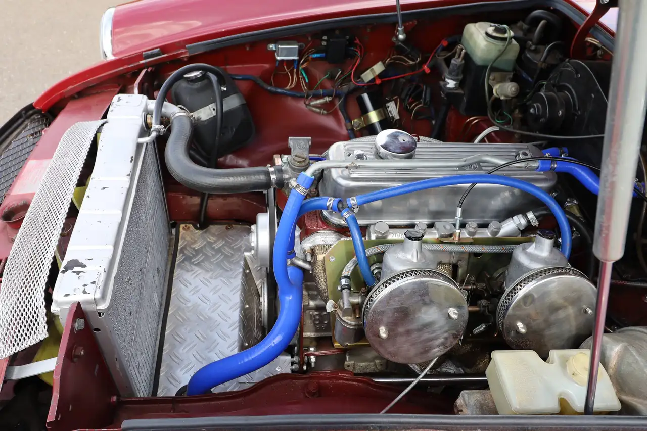 MG MGB 1800 Cabrio mit Hardtop LHD Motor neu gemacht!viel Zubehör, foto 7