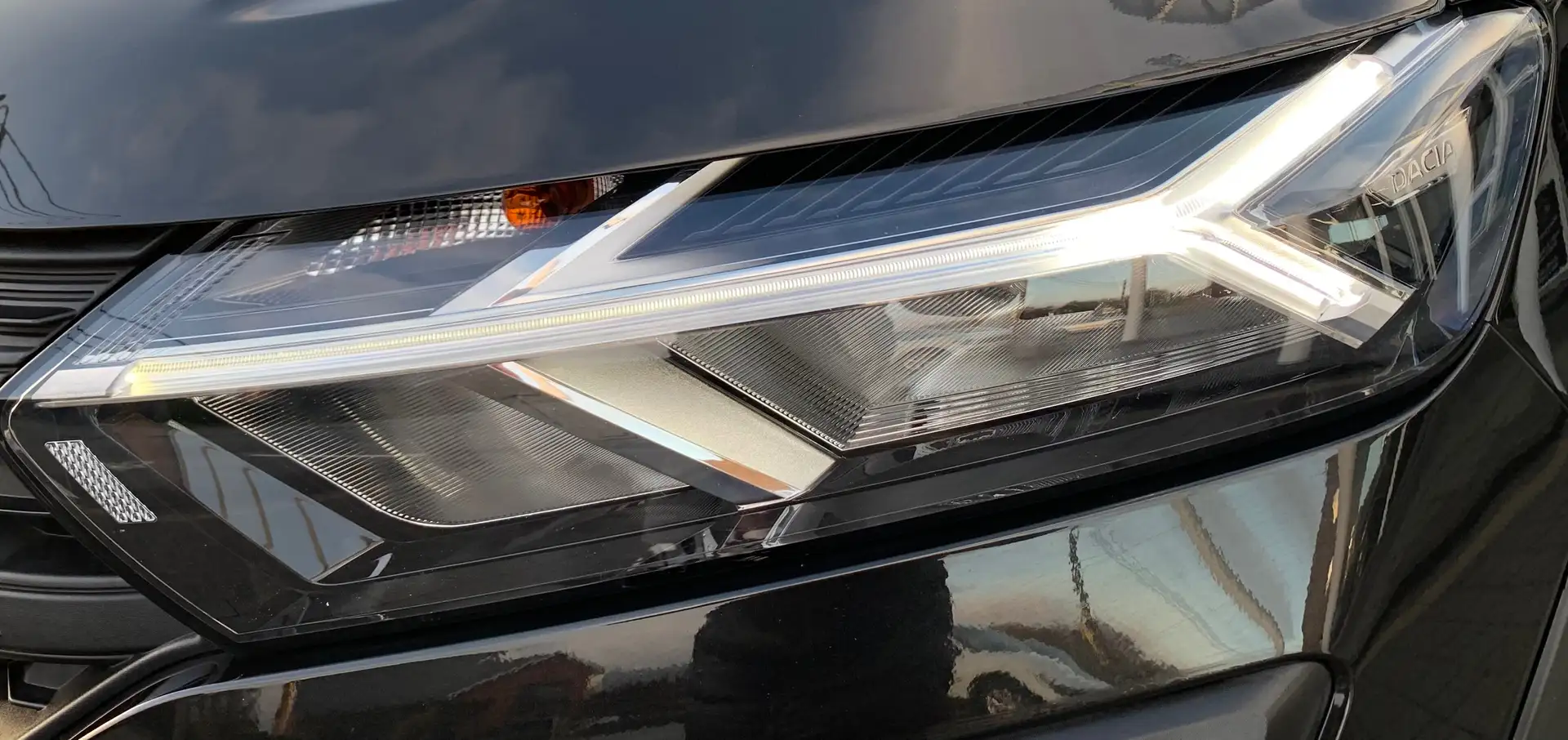 Dacia Jogger 1.0 TCE 110CV Extreme /  7 Places / FULL OPTIONS Czarny - 2