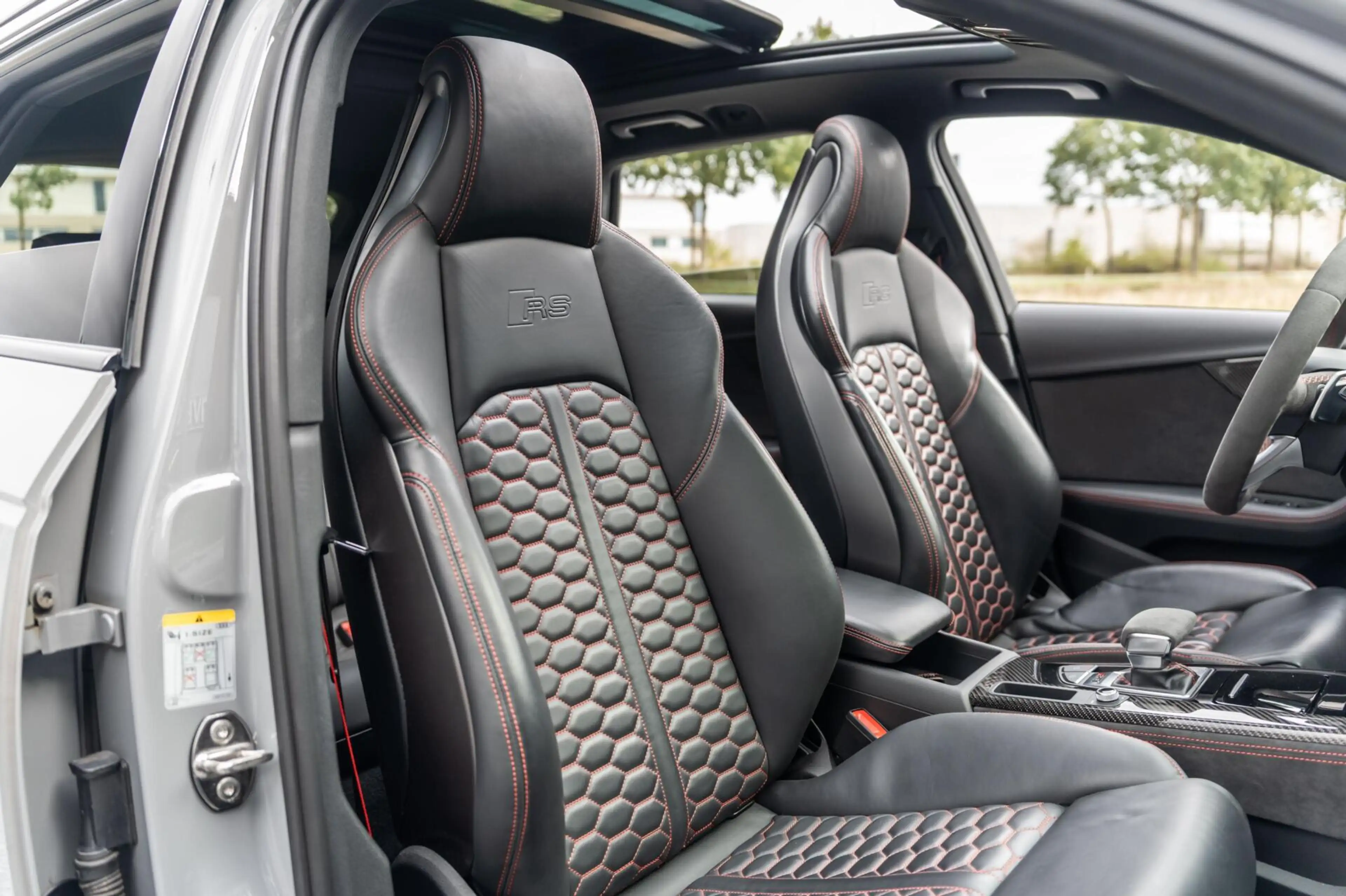 Audi RS4 Avant 2.9 TFSI RS 4 quattro competition plus — photo 27