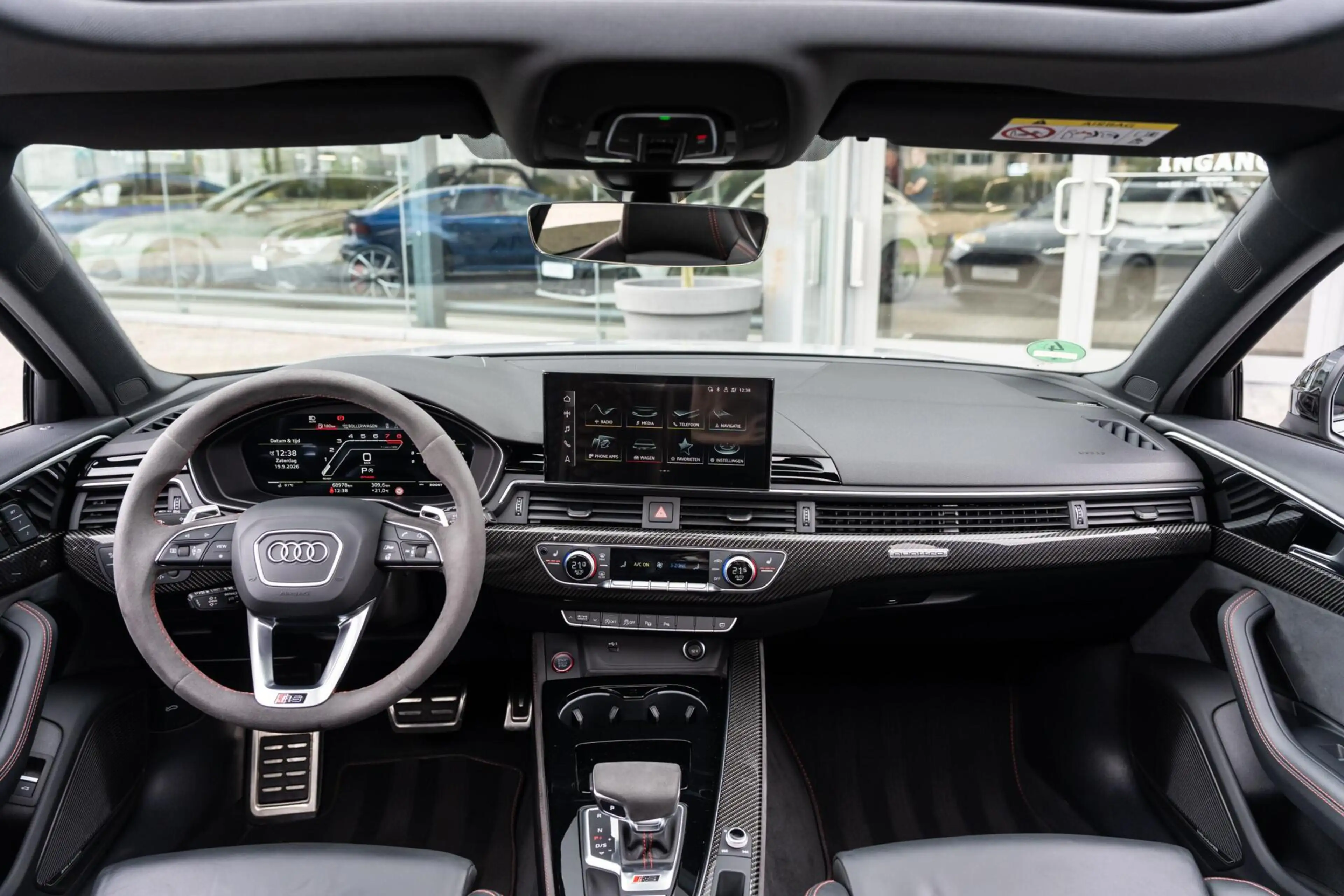 Audi RS4 Avant 2.9 TFSI RS 4 quattro competition plus — photo 17