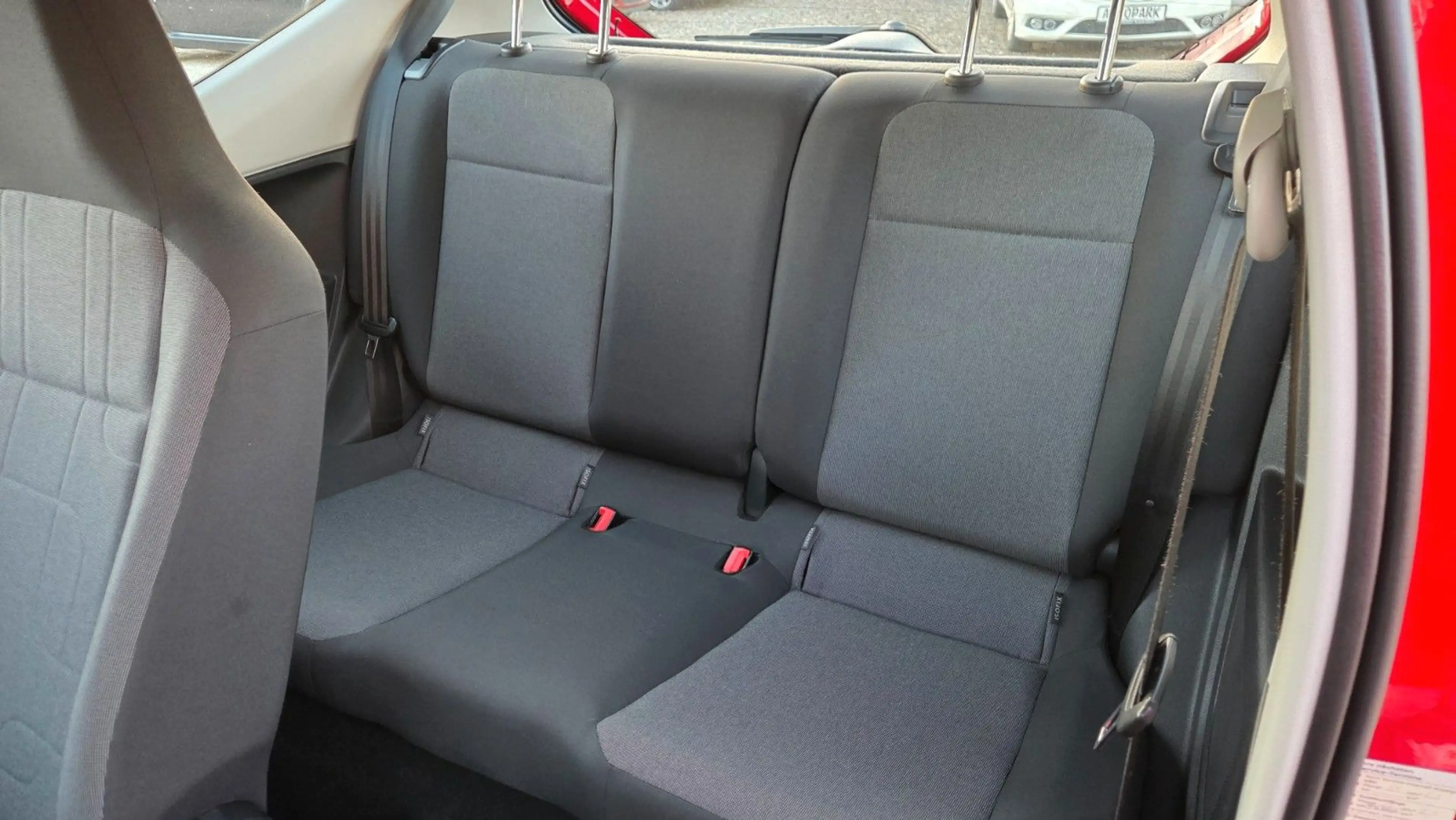 Volkswagen up! 1.0 move up! — photo 9