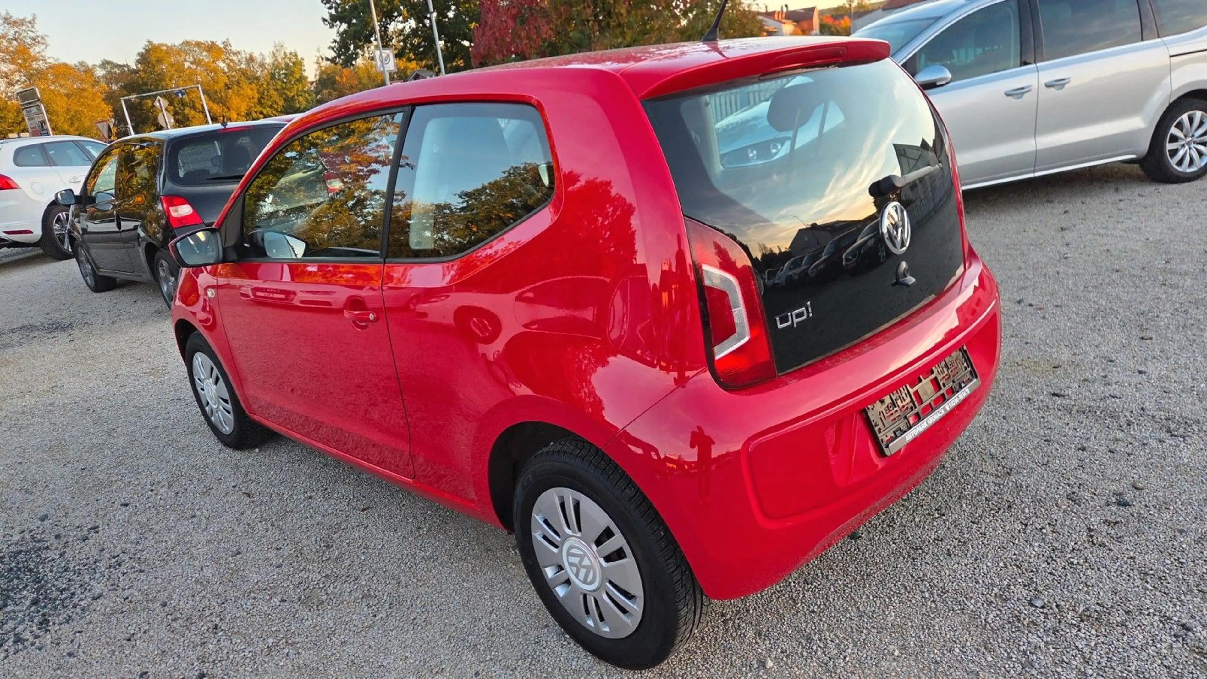 Volkswagen up! 1.0 move up! — photo 3