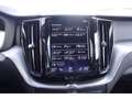 Volvo XC60 D4 AWD Momentum  AHK/IntelliSafe /Pilot As Weiß - thumbnail 8