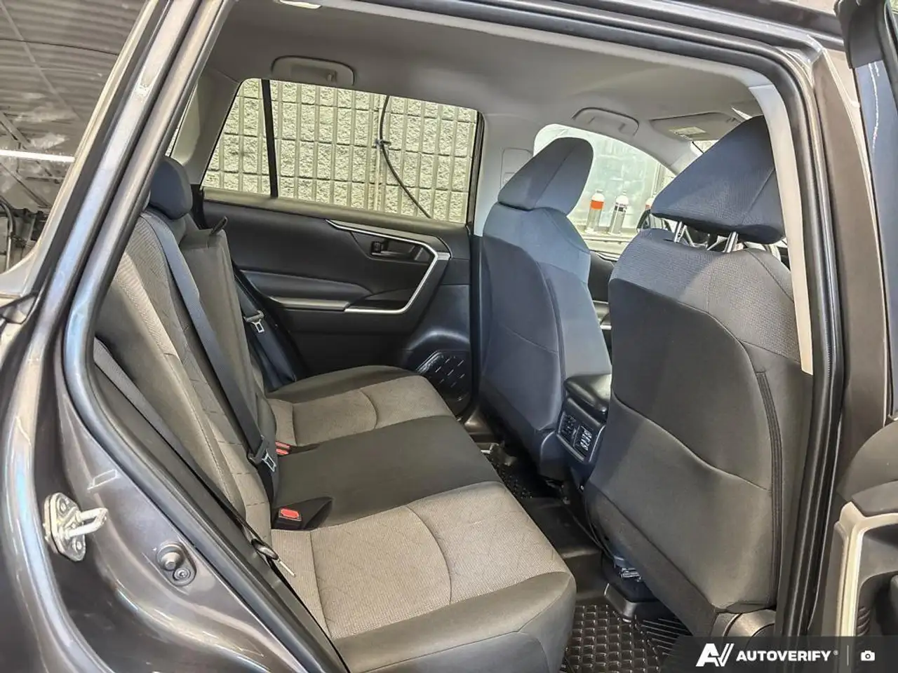 Toyota RAV 4 photo Toyota RAV 4