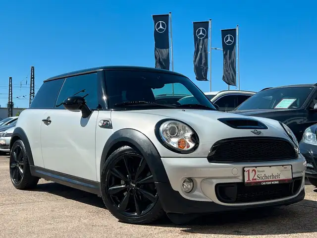 MINI Cooper S Chili *AUTOMATIK*XENON*SHZ*KLIMA*