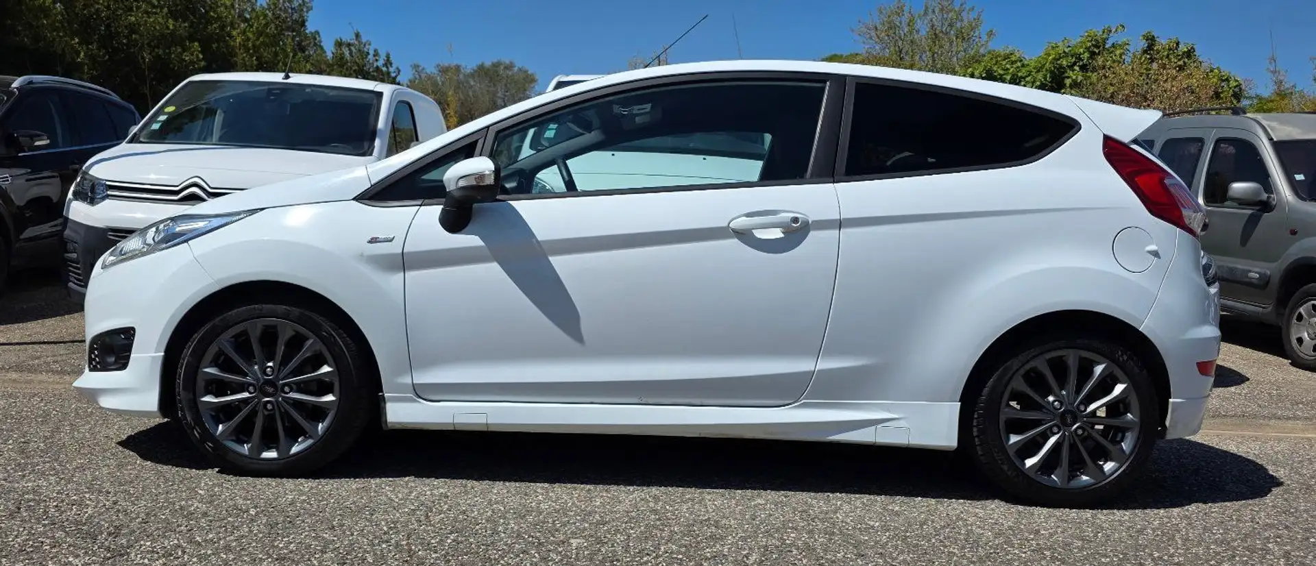 Ford Fiesta 1.0 ECOBOOST 100CH ST-LINE 2017 GPS RADAR REG... Weiß - 2