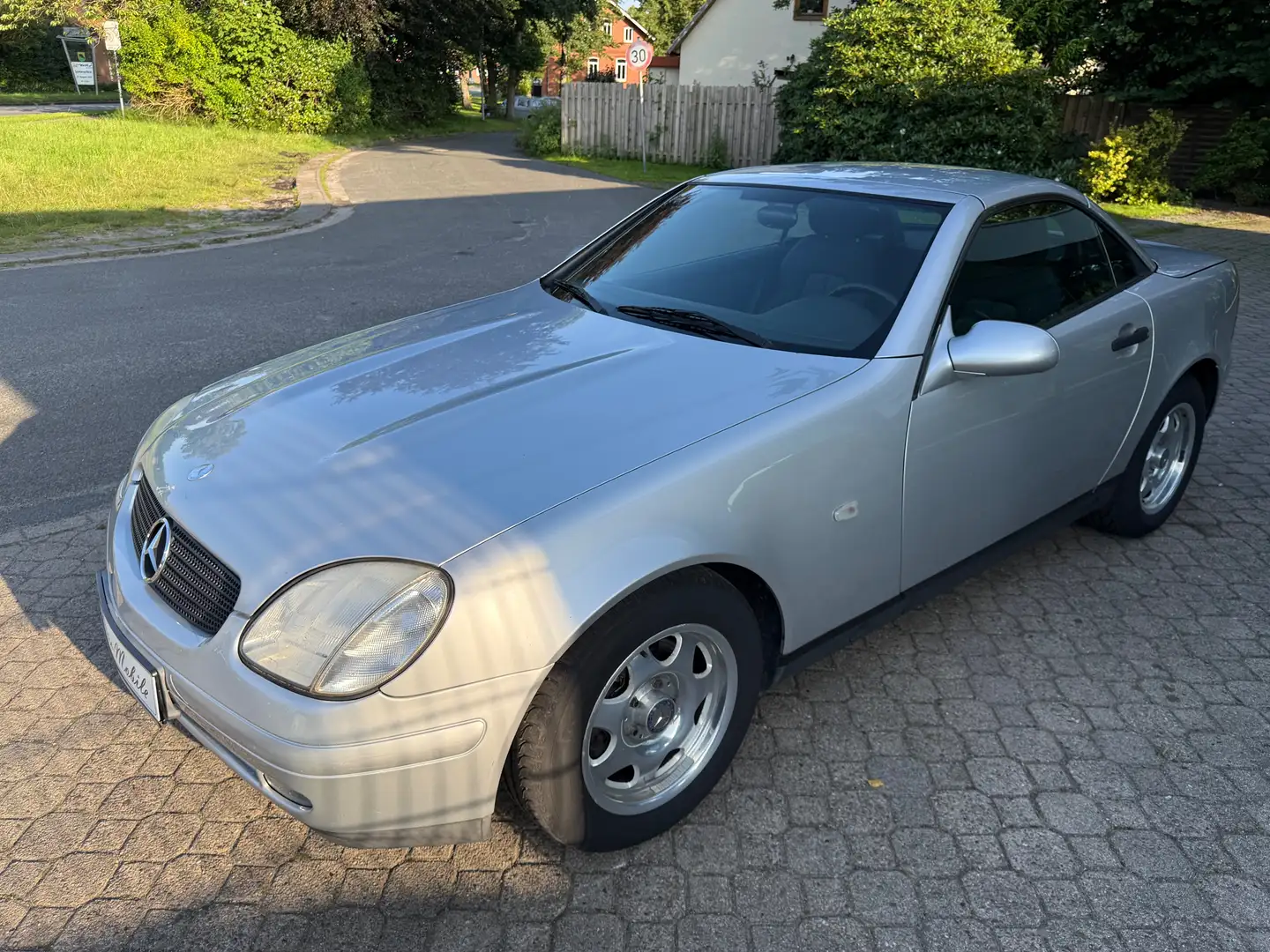 Mercedes-Benz SLK 200 Roadster *HU neu*Autom.*2.Hand*22 Jahre im Besitz* Argent - 2