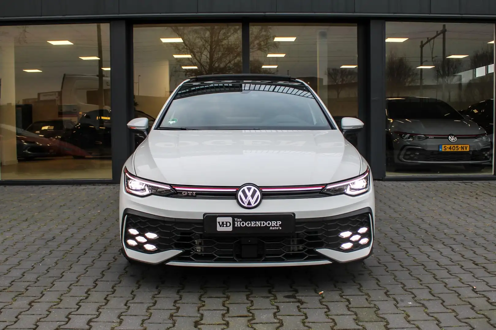 Volkswagen Golf GTI 2.0 TSI PANO HUD H&K 360CAM MATRIX Blanc - 2