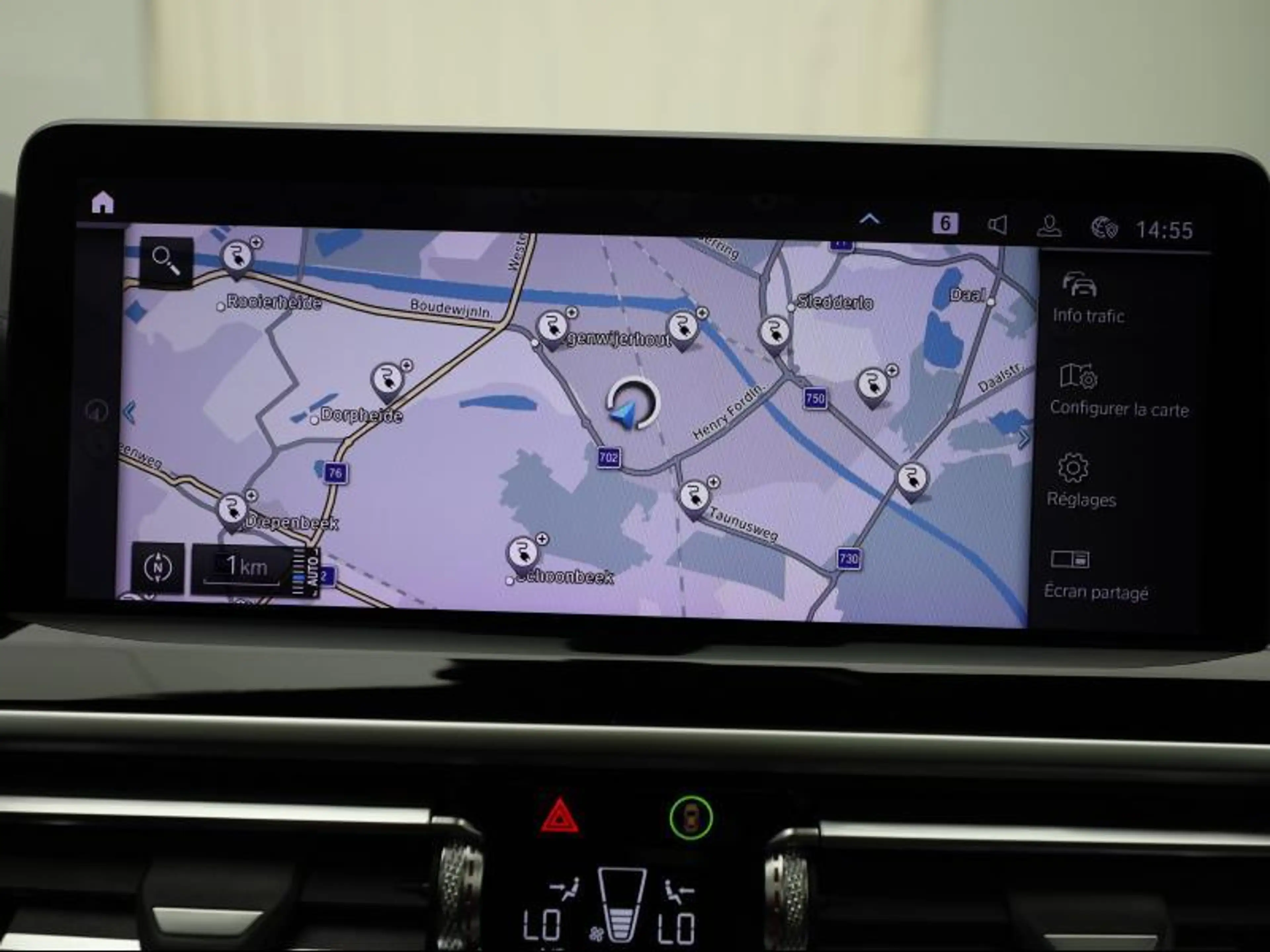 BMW iX3 Impressive — photo 12