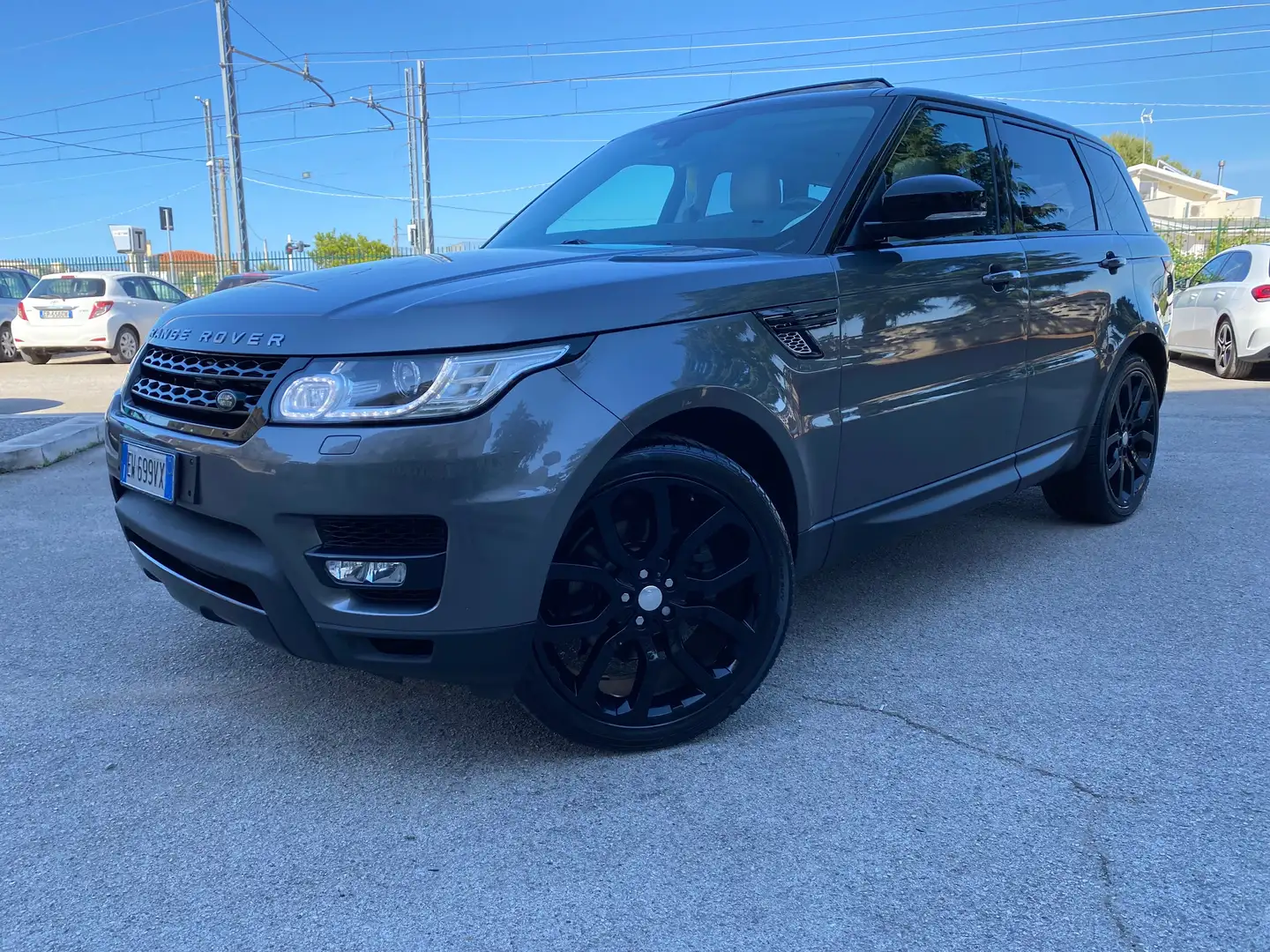 Land Rover Range Rover Sport 3.0 tdV6 HSE auto Grau - 1