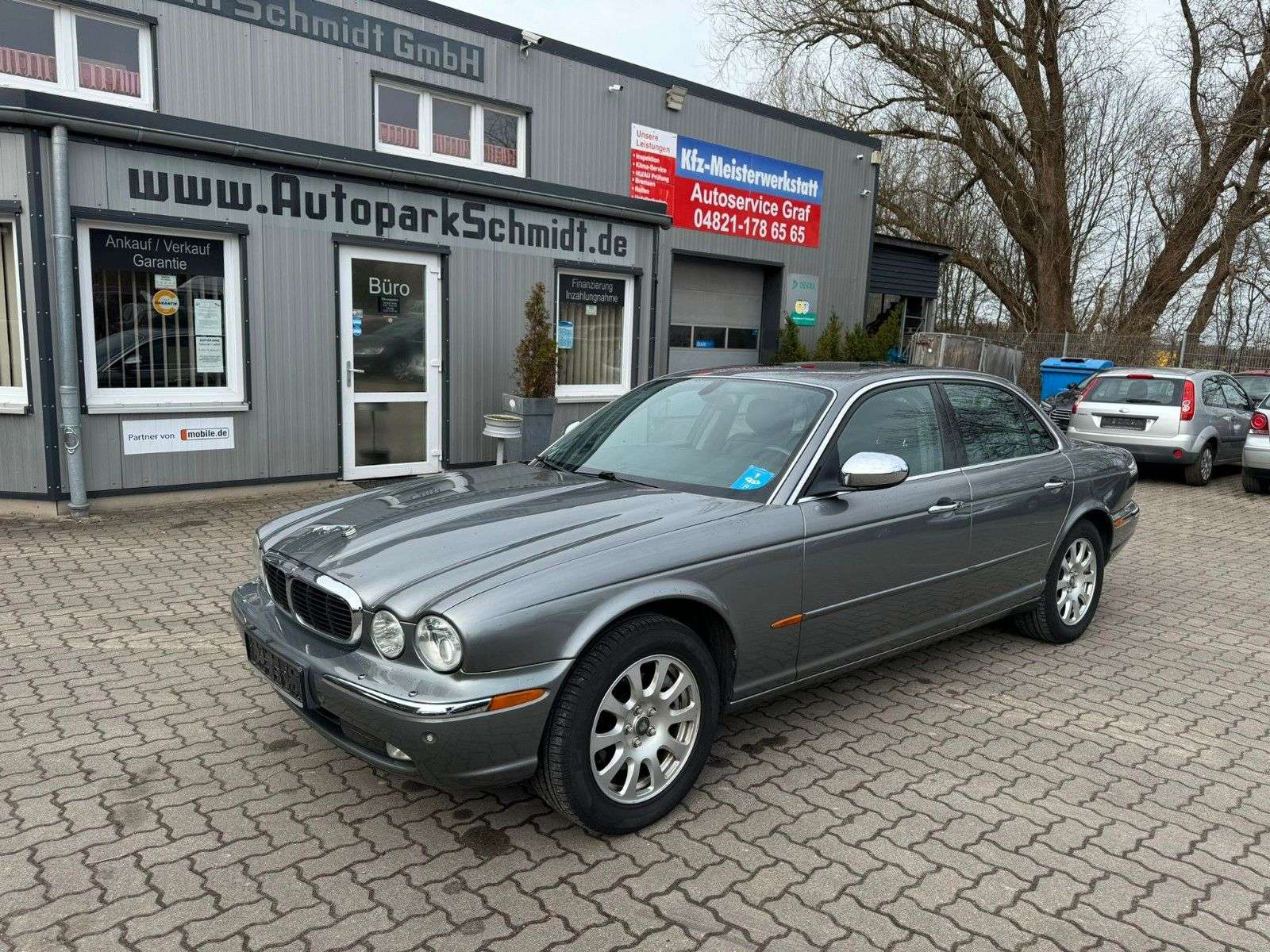 Second hand Jaguar Xj6 