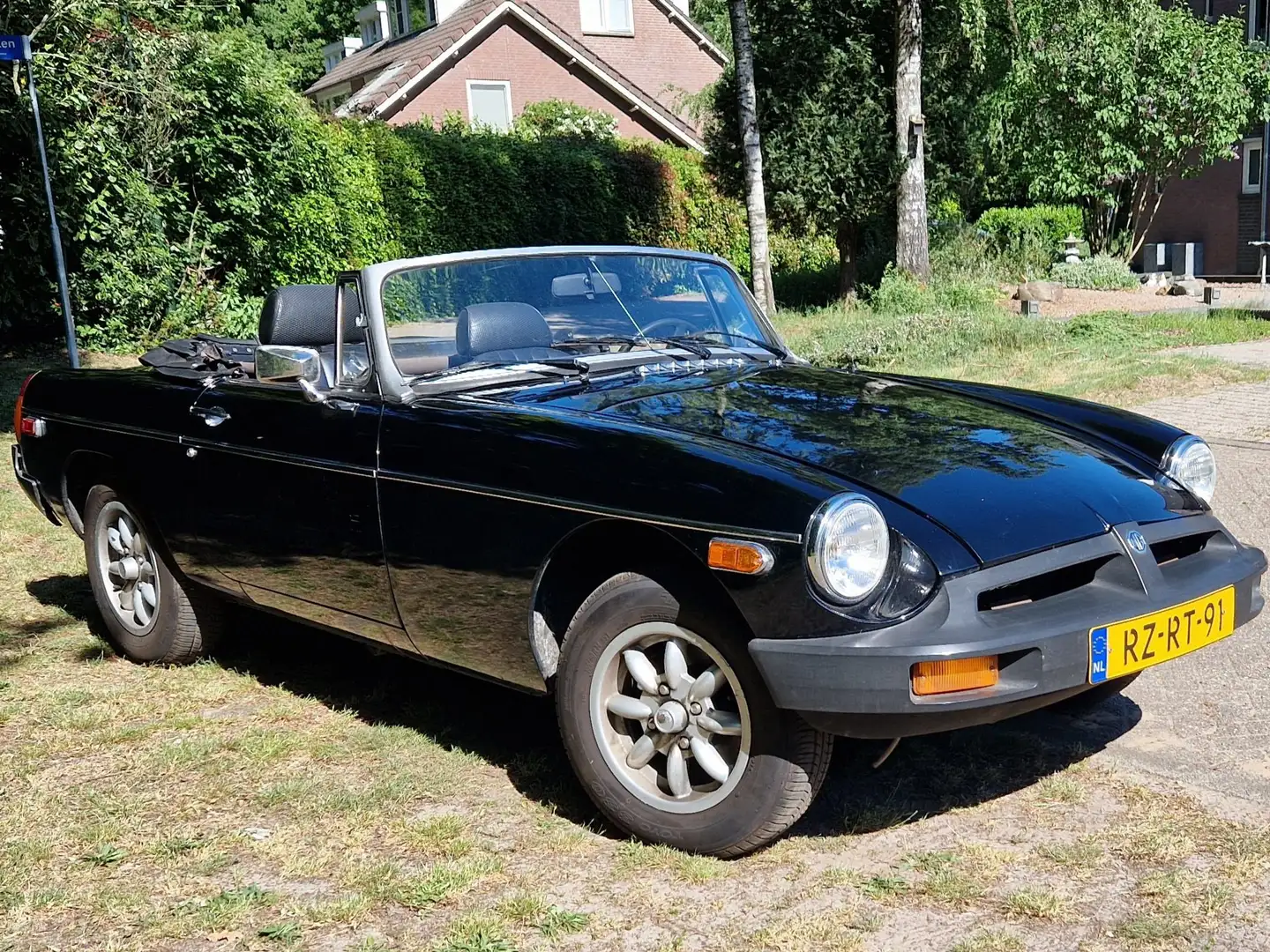 MG MGB MGB 1.8 Roadster crna - 1