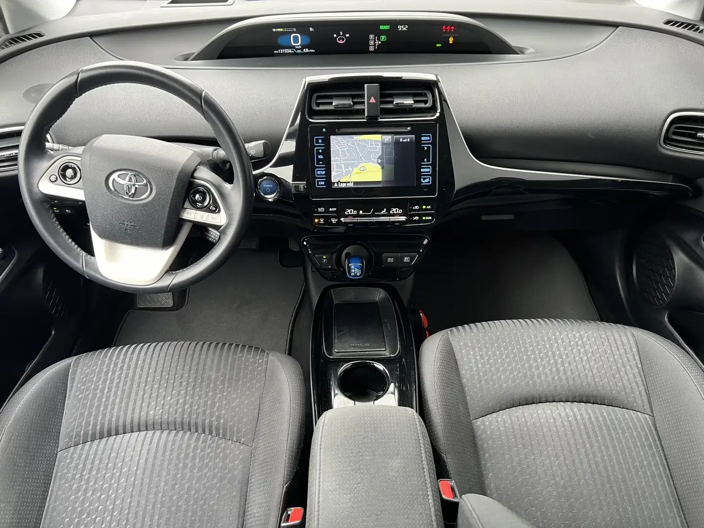 Toyota Prius 1.8 First Edition Automaat / Navigatie / Cruise Co Zwart - 2