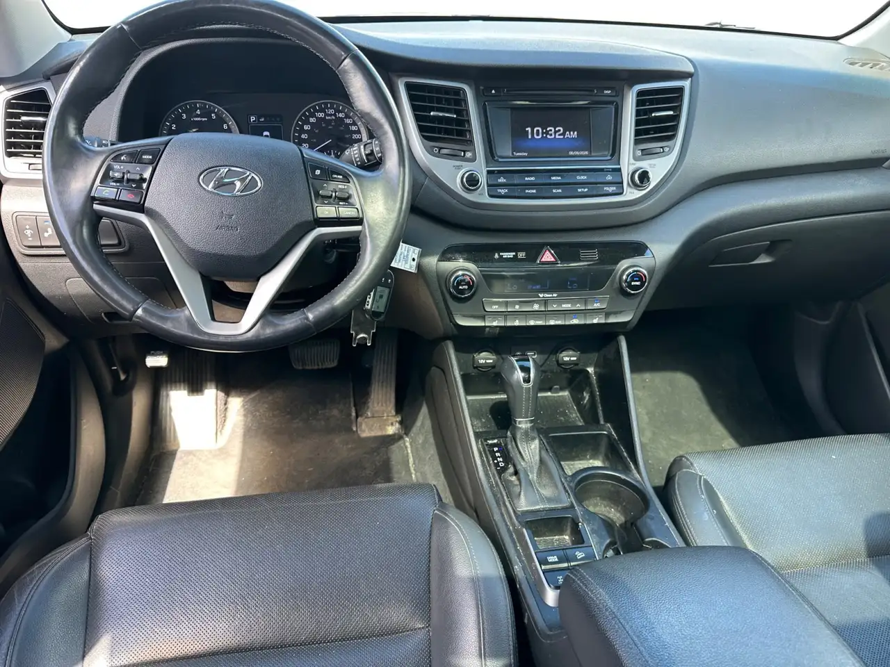 Hyundai TUCSON снимка Hyundai TUCSON