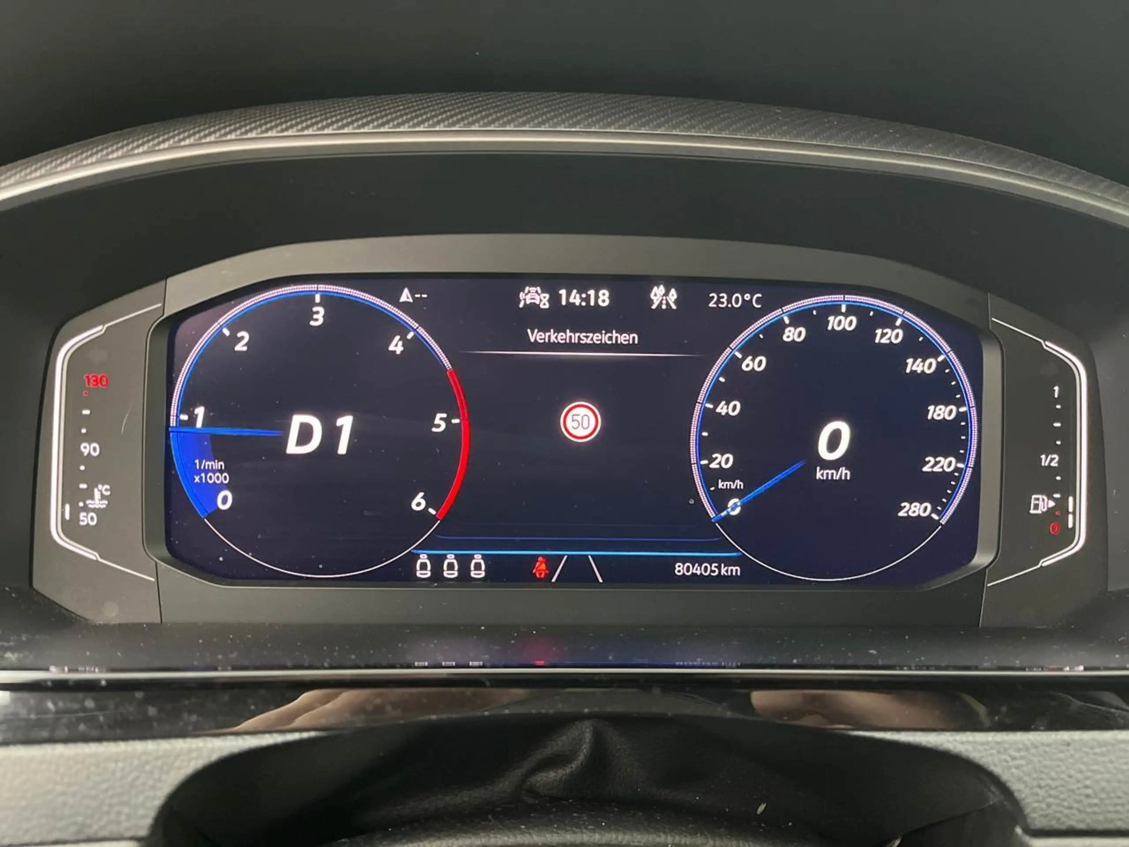 Volkswagen Arteon Shooting Brake 2.0 TDI R-Line 4M AHK — photo 9