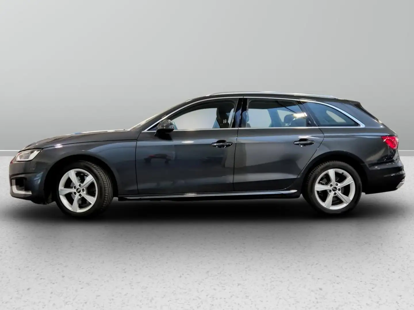 Audi A4 Avant 30 2.0 tdi mhev Business Advanced 136cv Grigio - 2