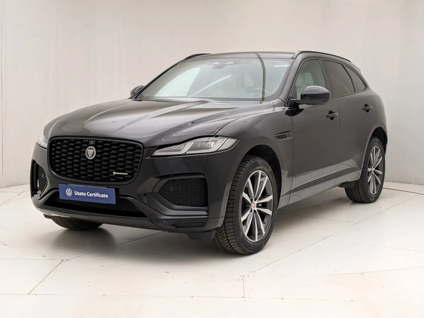 Jaguar F-Pace 2.0 D 204 CV AWD aut. Nero - 1