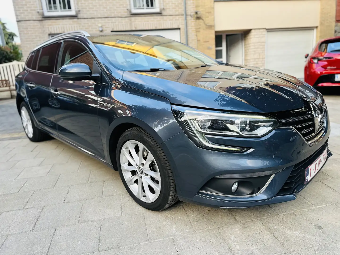 Renault Megane Mégane SW 1.2 TCe Energy Intens AIRCO GPS 8450€ Grijs - 2