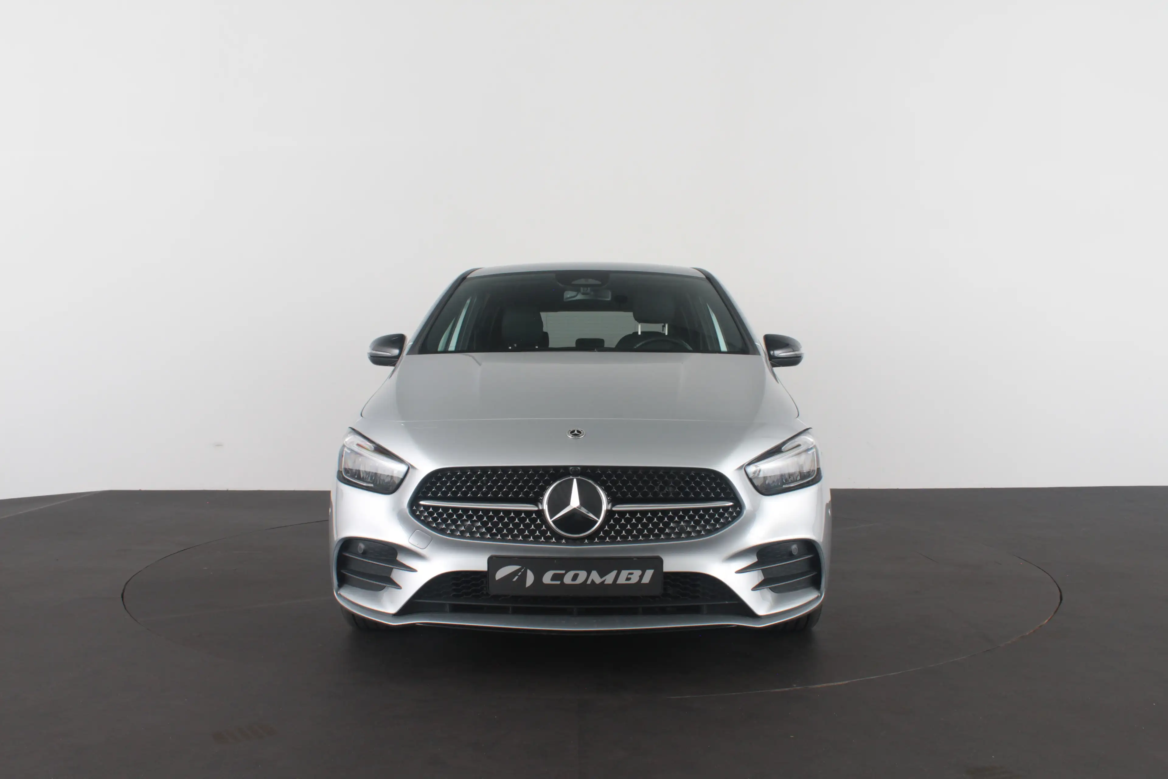Mercedes-Benz B 250 e AMG Line  Adapt.cruise/Night-pakket/Plug-in hyb — photo 8