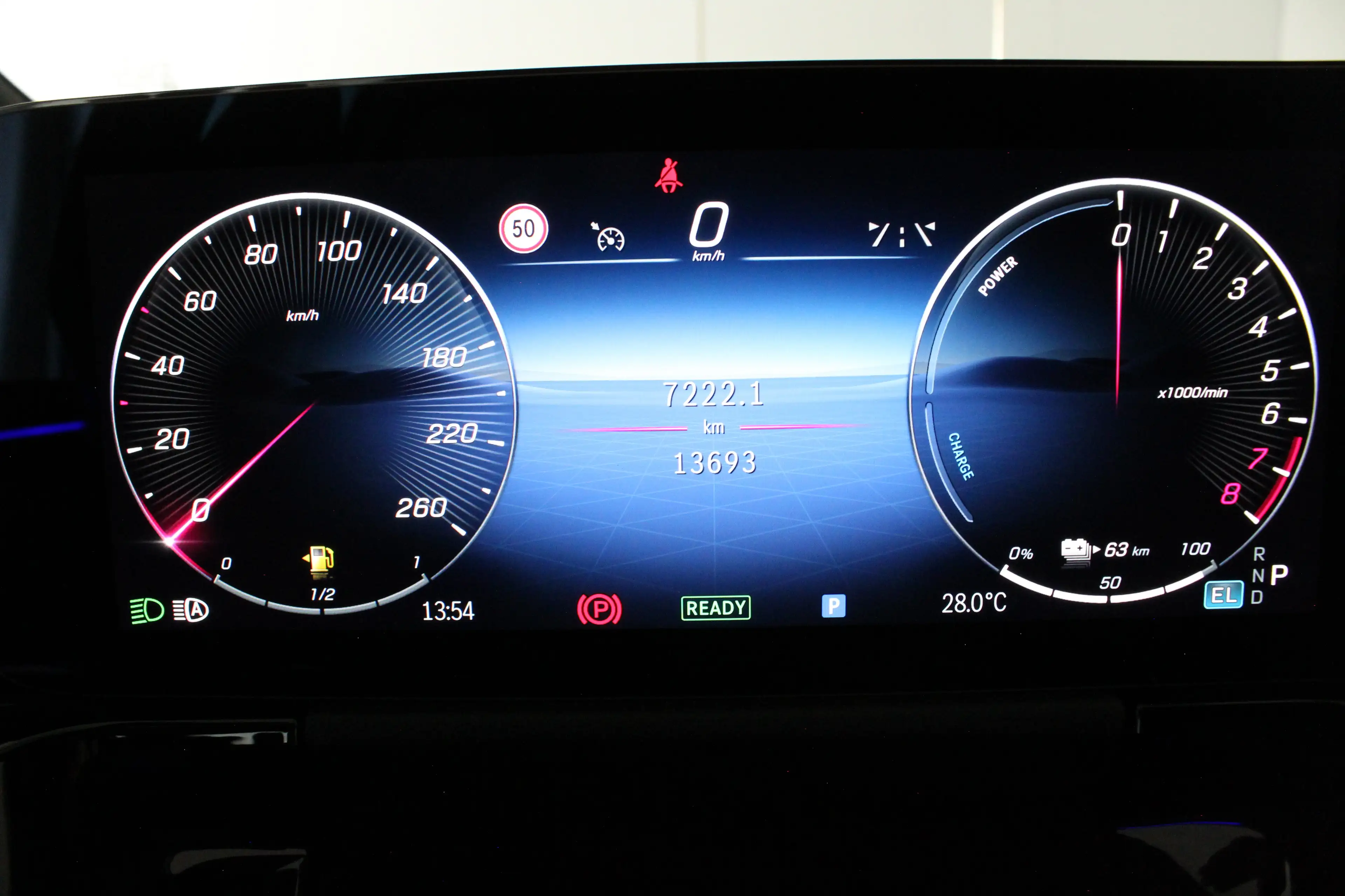Mercedes-Benz B 250 e AMG Line  Adapt.cruise/Night-pakket/Plug-in hyb — photo 14