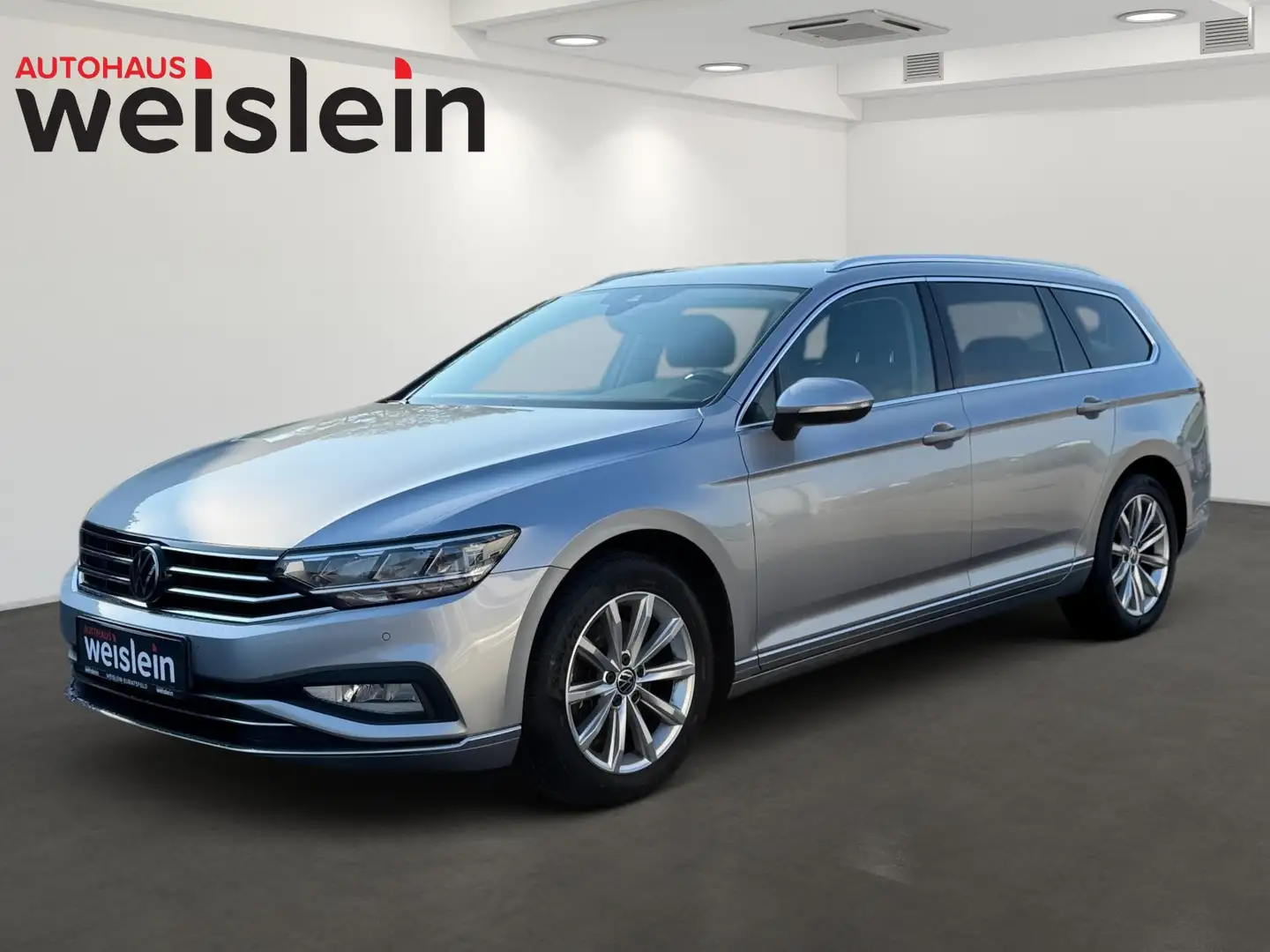 Volkswagen Passat Variant Elegance Grau - 1