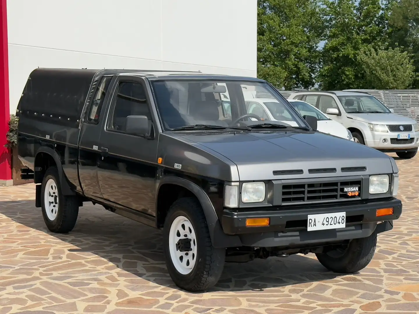 Nissan King Cab 2.5d 4WD - UNICO PROPRIETARIO - Grau - 1
