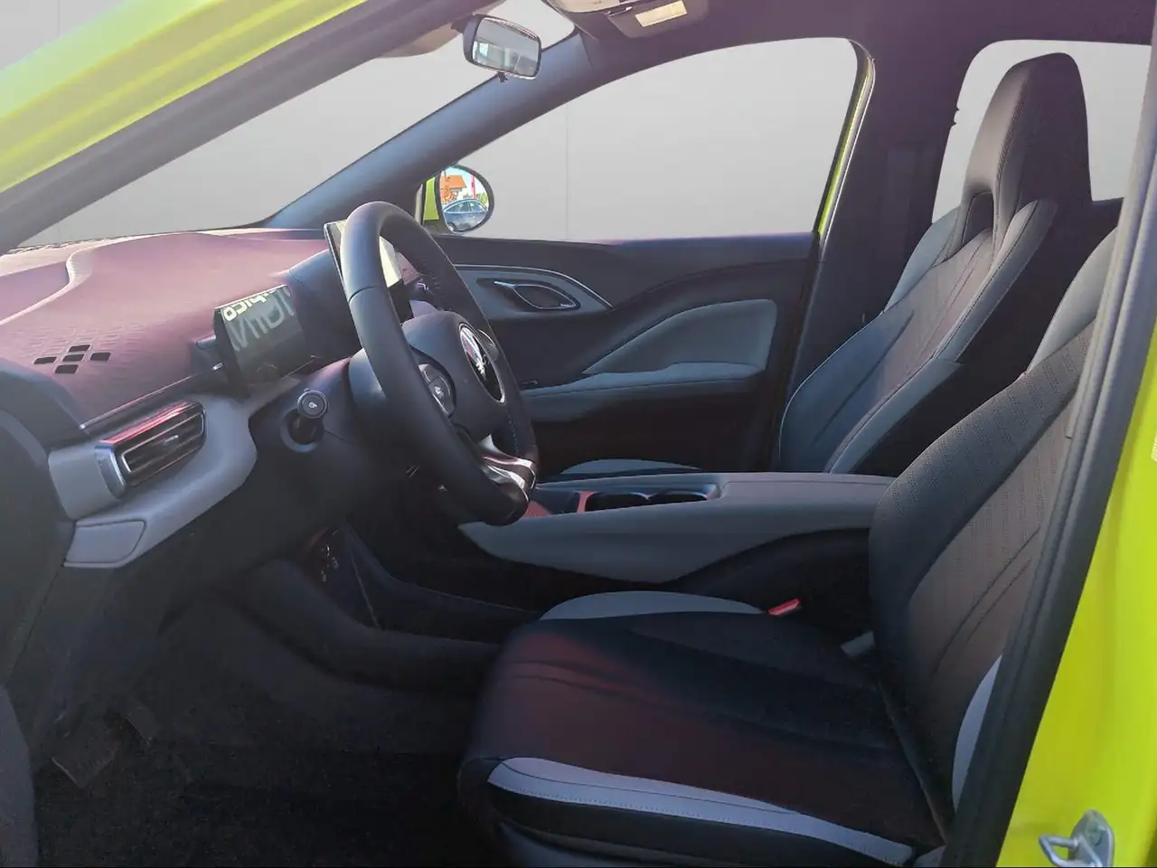 BYD DOLPHIN SURF