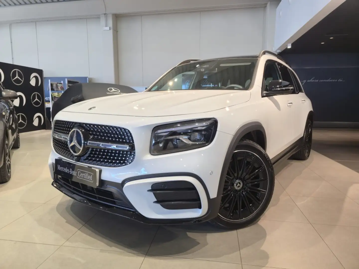 Mercedes-Benz GLB 220 220d 4Matic 8G-DCT Blanc - 1
