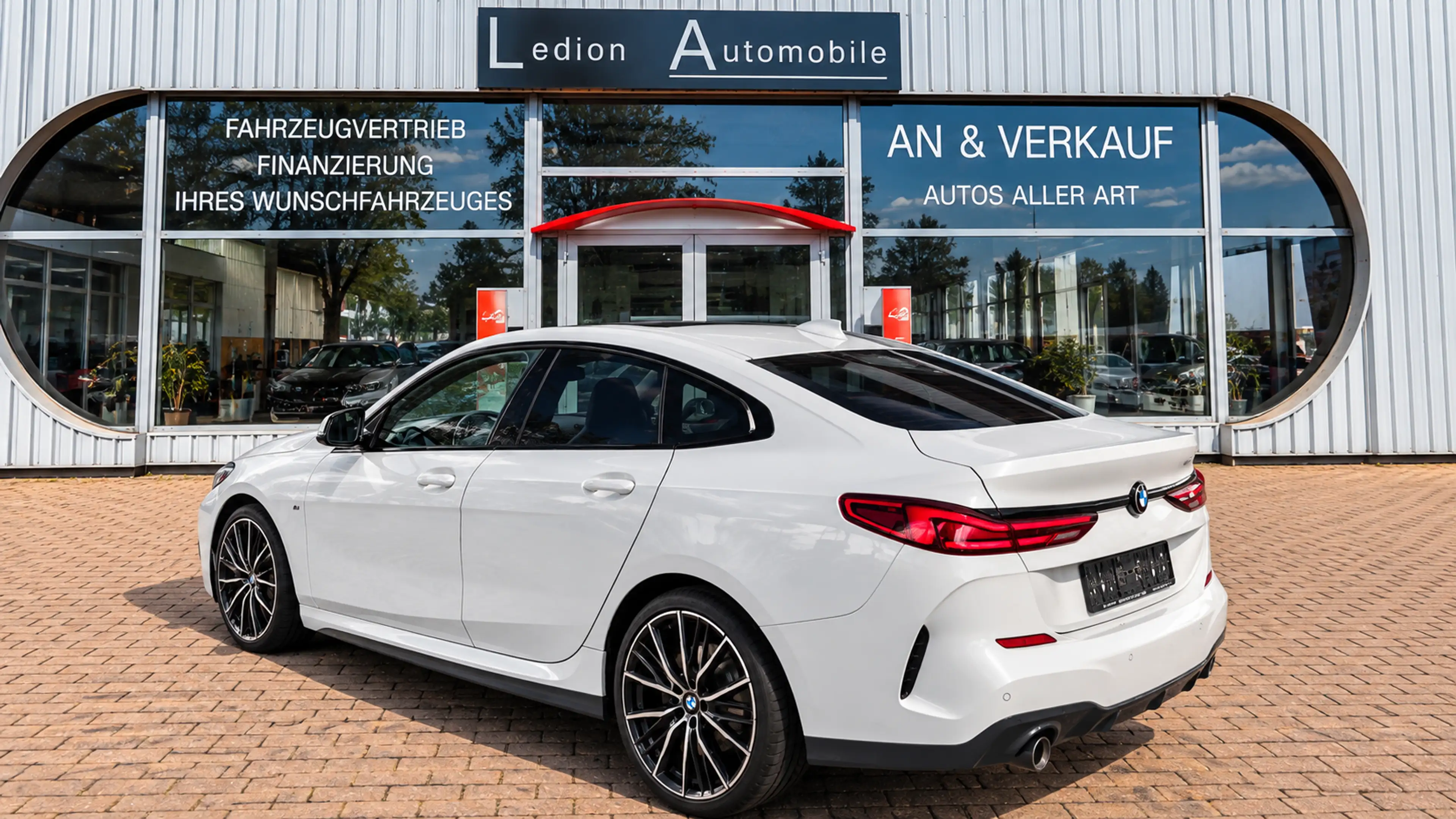 BMW 218 Gran Coupe - 218i M PAKET HEADUP PANO 19" — photo 3