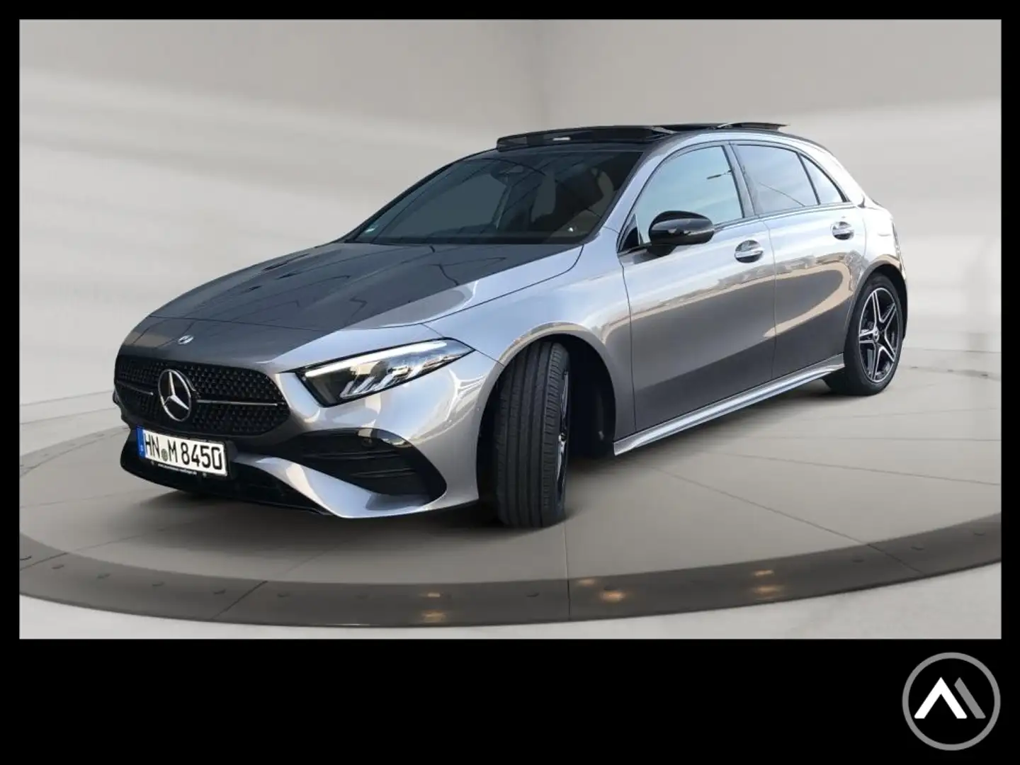 Mercedes-Benz A 180 +AMG+18Z+Night+Keyl+Pano+LED+KAM+Totwinkel Grau - 1
