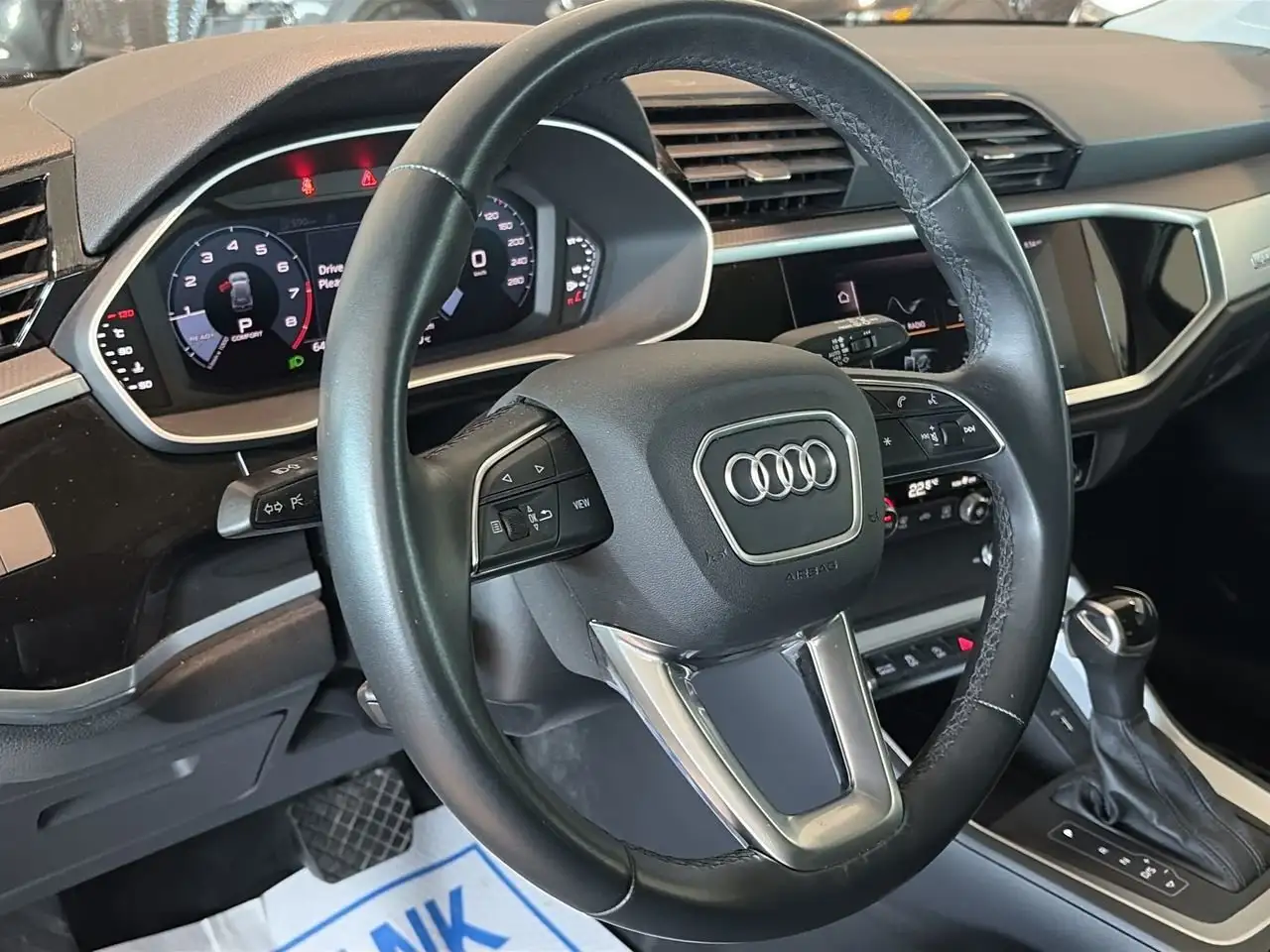 Audi Q3 fotografie Audi Q3