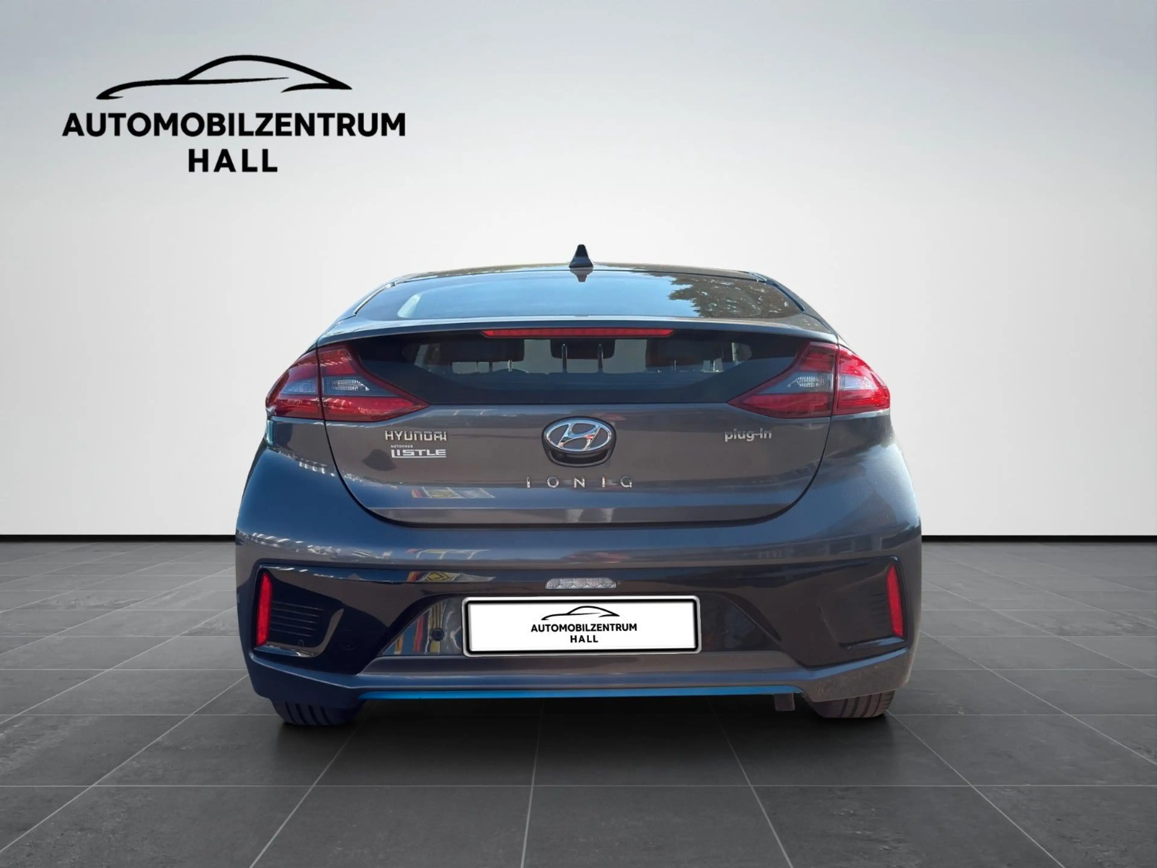 Hyundai IONIQ Lim. Premium Plug-In Hybrid NAVI ACC LEDER — photo 4