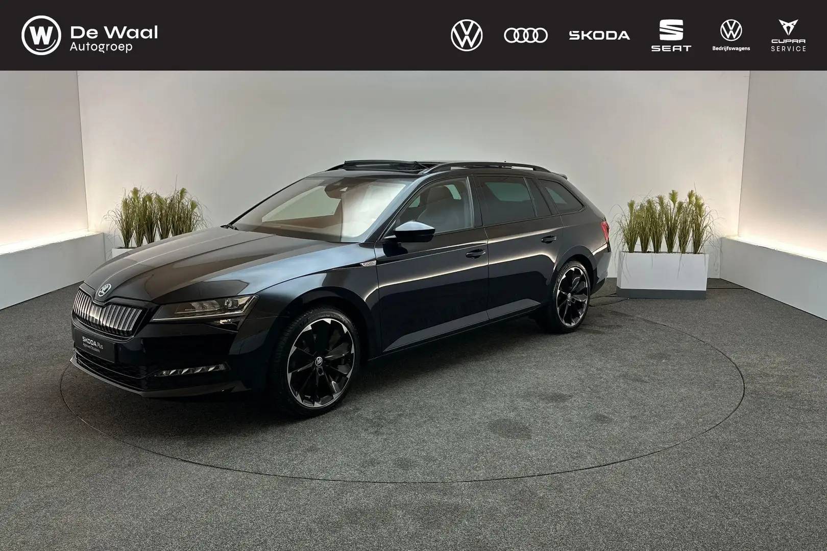 Skoda Superb Combi 1.4 TSI 218pk DSG iV Business Edition | Pano Zwart - 1