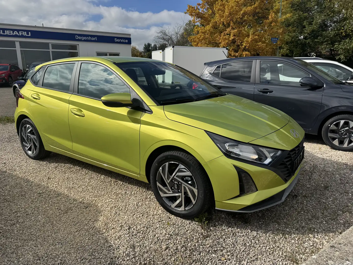 Hyundai i20 i20 1.2 Sitzheizung Lenkradheizung Navi Tempomat Grün - 1