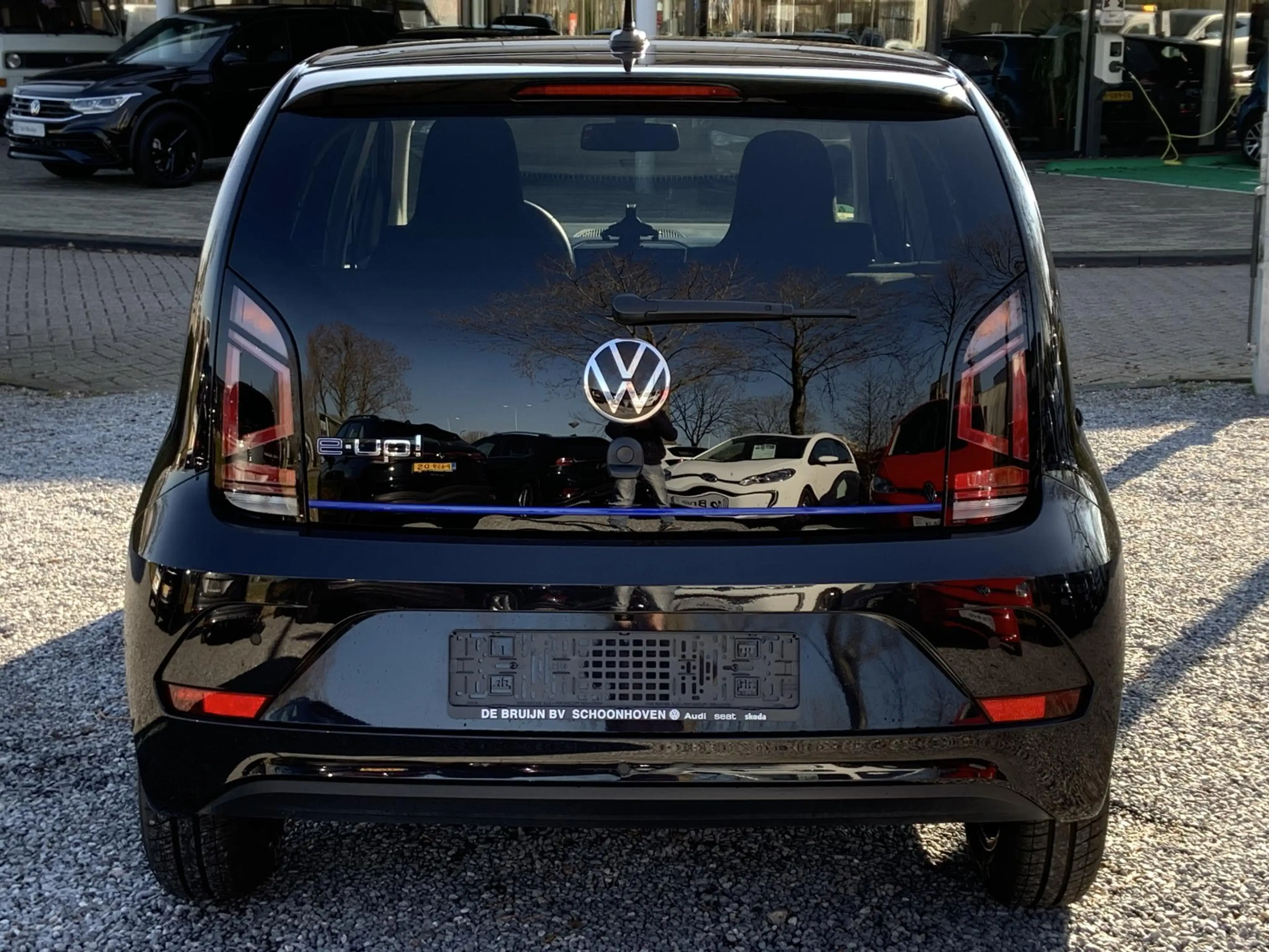 Volkswagen e-up! e-up! United (Camera,LM,Clima,Winter) — photo 10