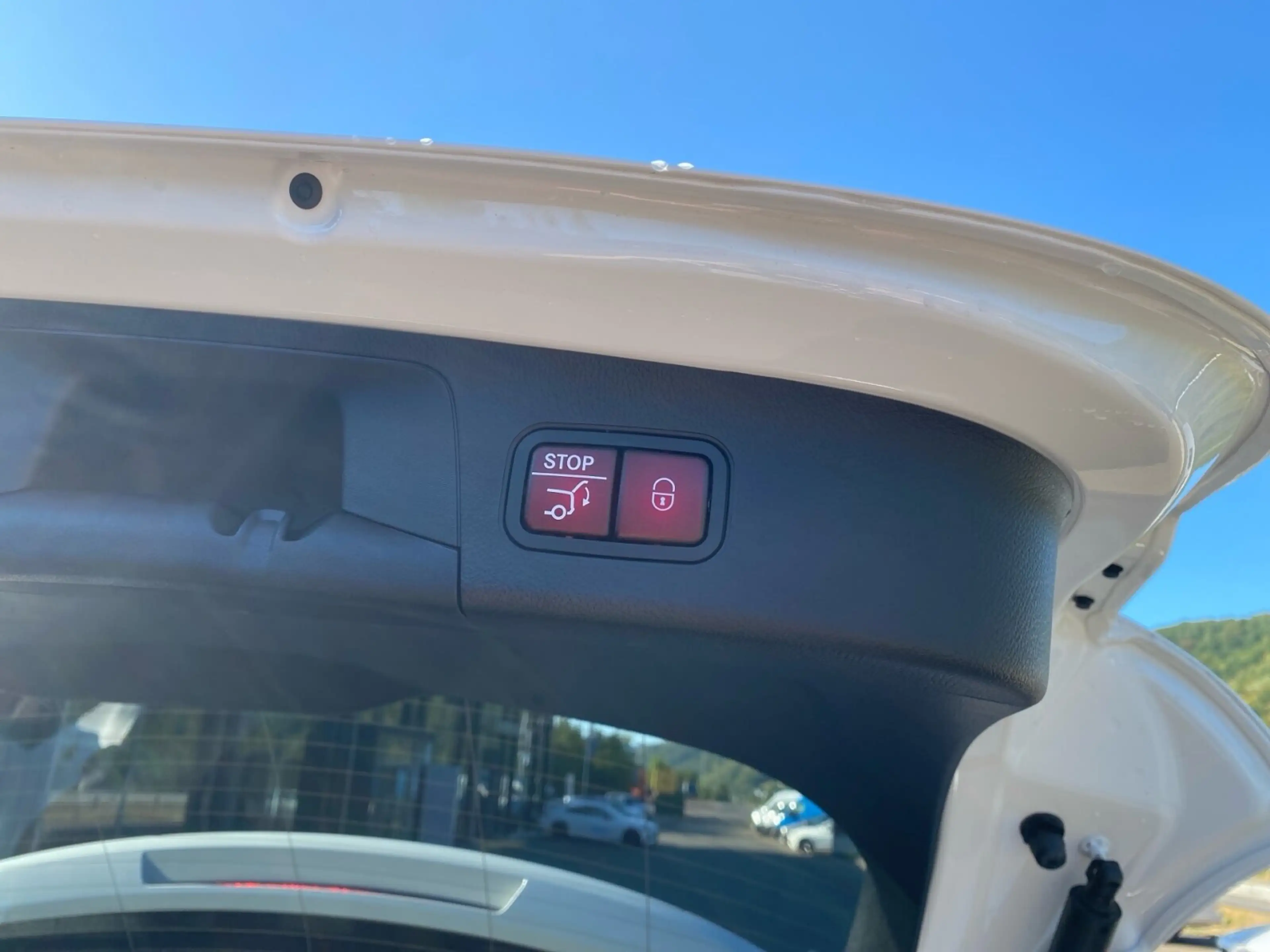 Mercedes-Benz EQA 300 EQA 300 4M *AMG*NIGHT*MEMO*PANO*360°KAM*DISTR* BC — photo 14