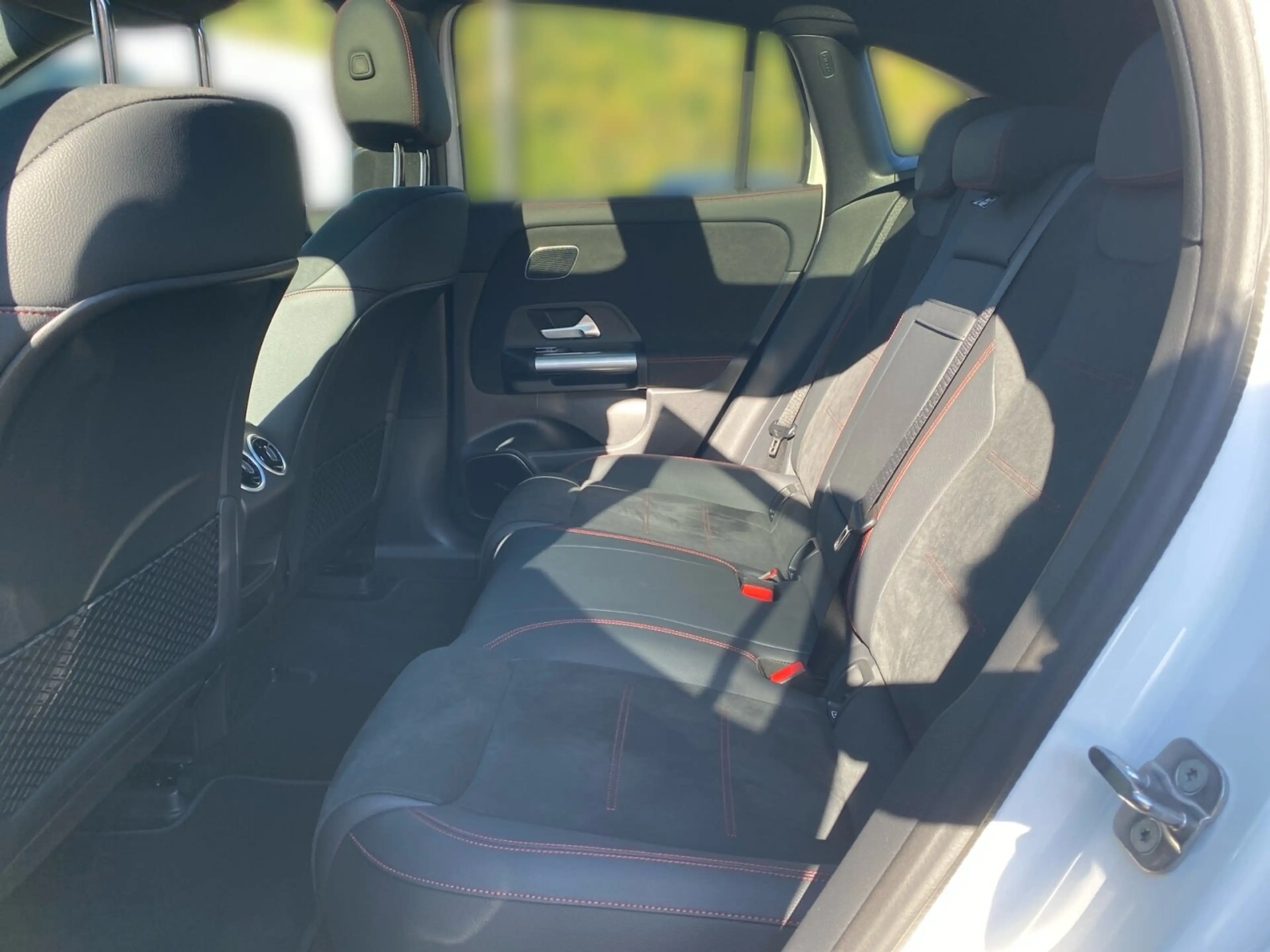 Mercedes-Benz EQA 300 EQA 300 4M *AMG*NIGHT*MEMO*PANO*360°KAM*DISTR* BC — photo 12