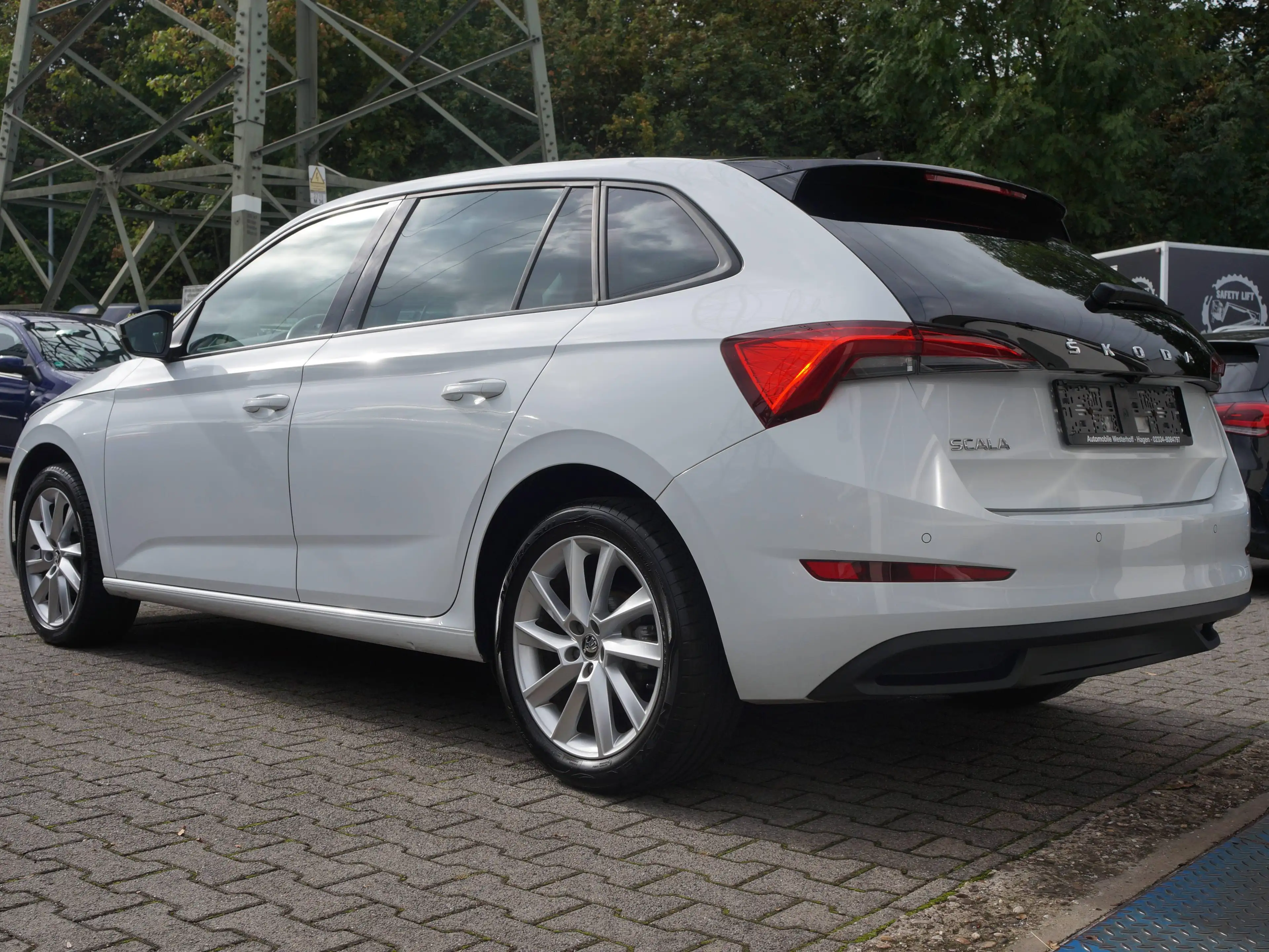 Skoda Scala Style — photo 10