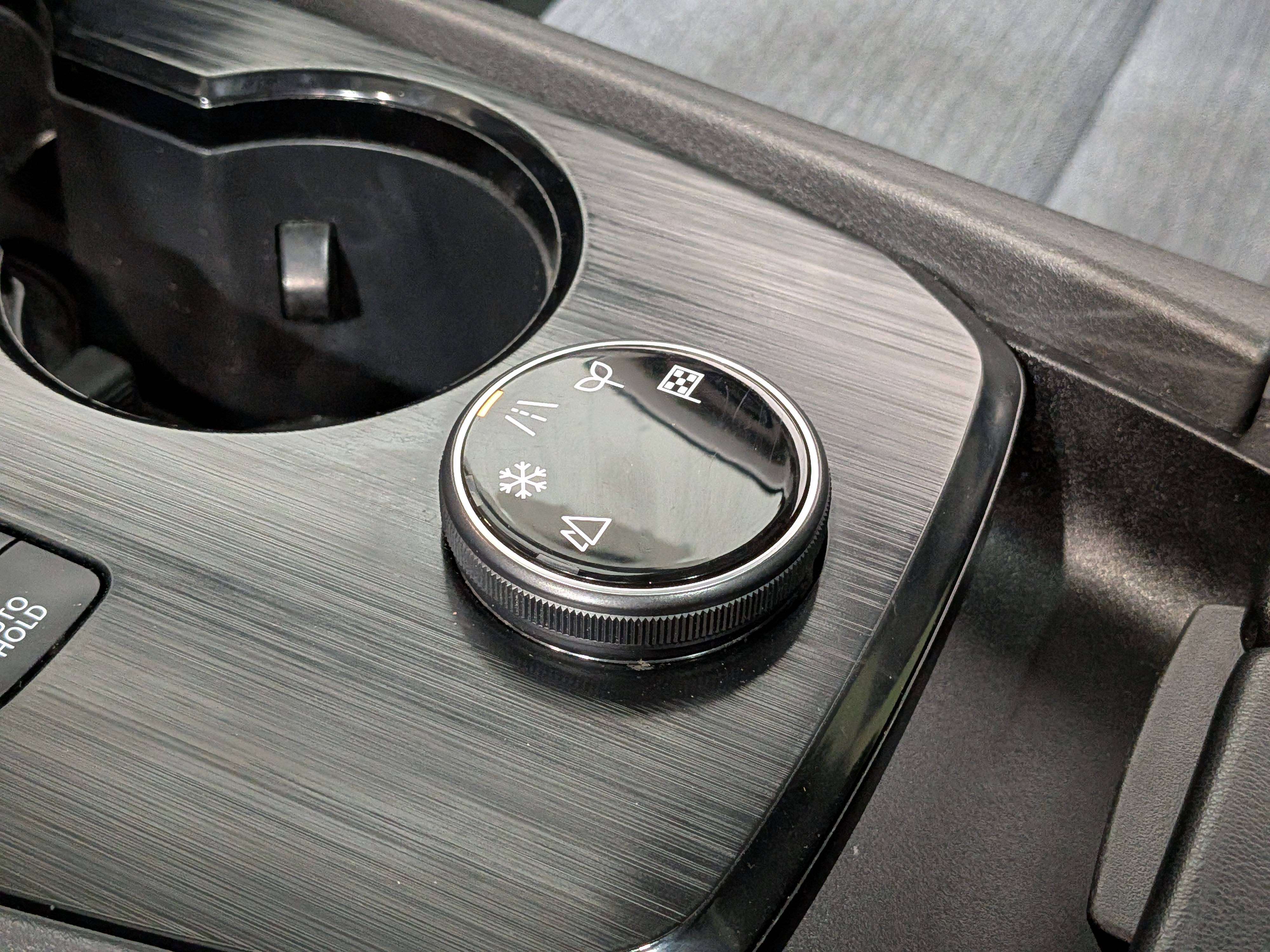 Nissan Rogue 2023