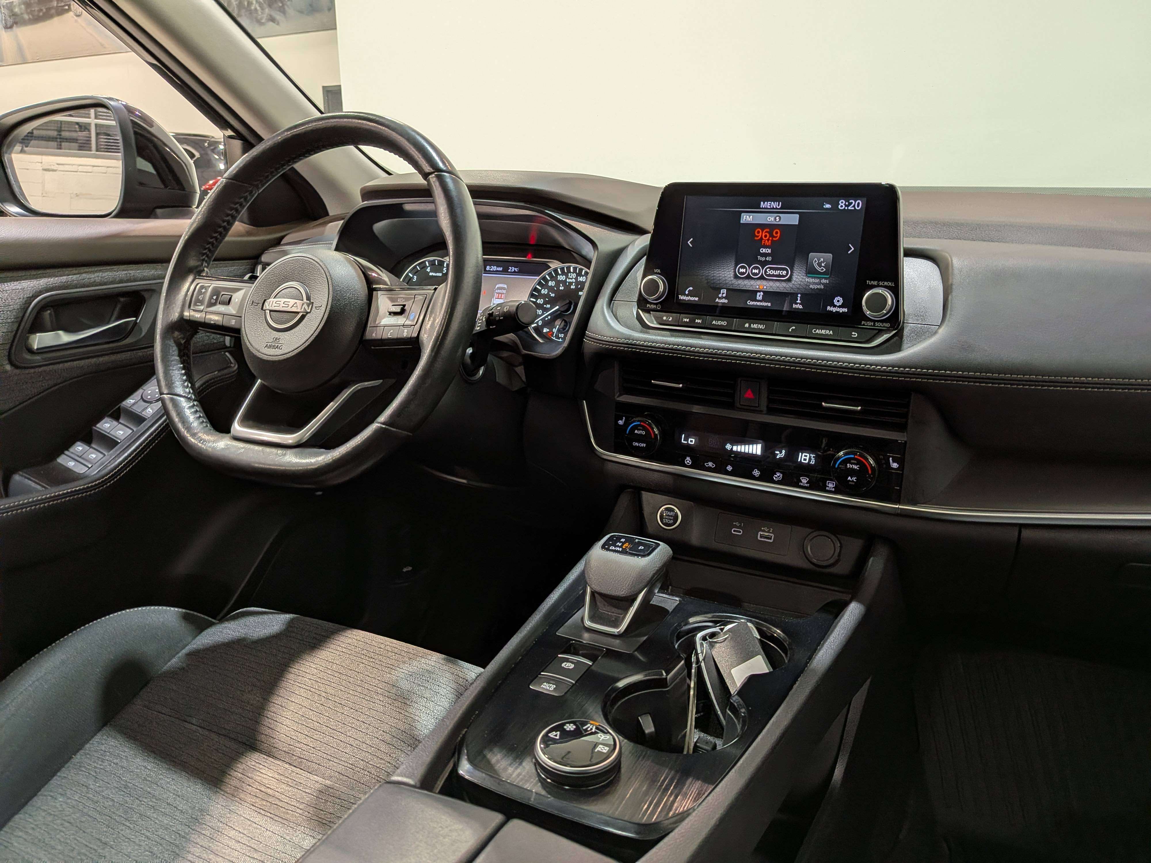 Nissan Rogue 2023